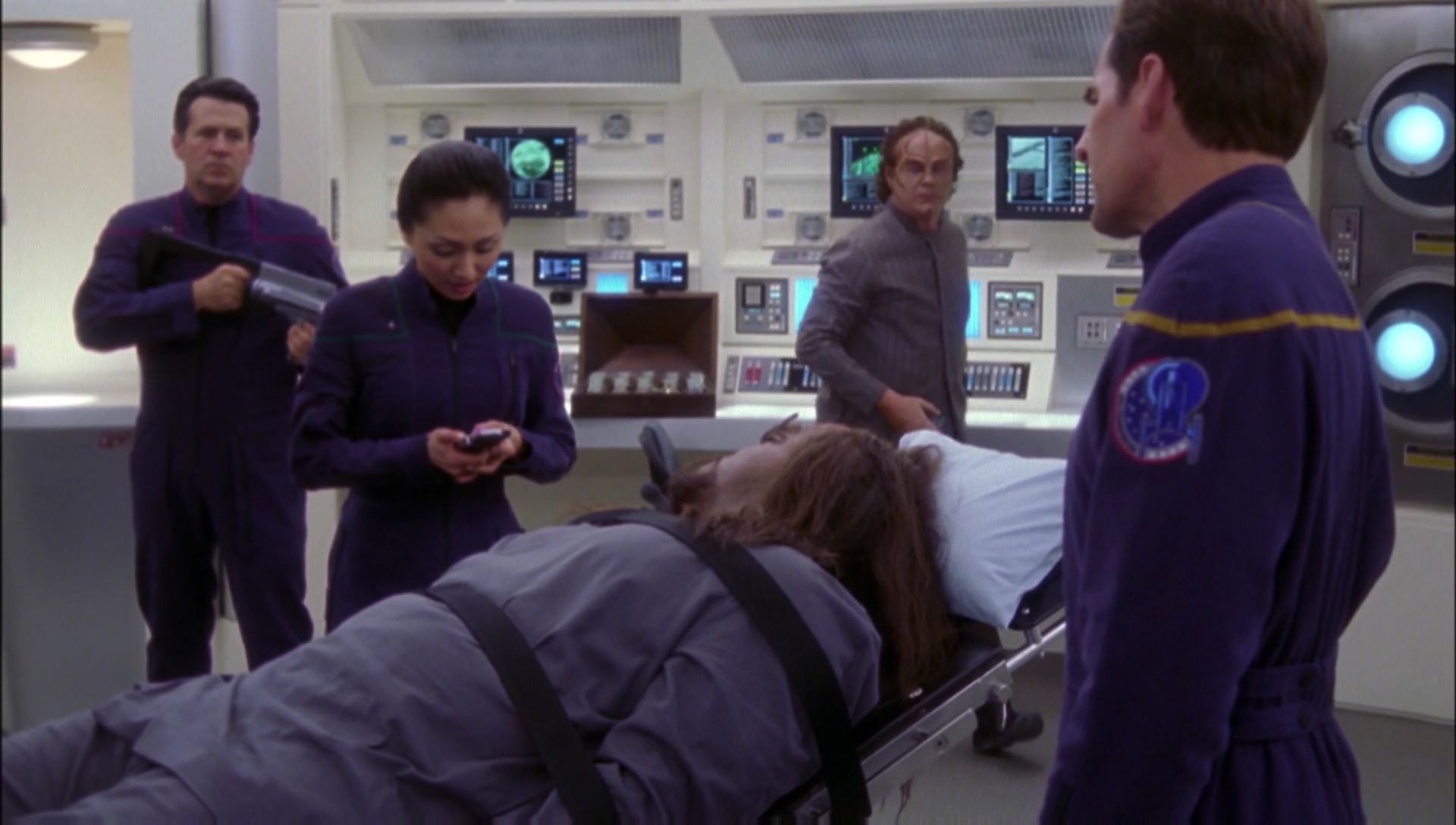 ariane179254_Enterprise_1x01-1x02_BrokenBow_2023.jpg