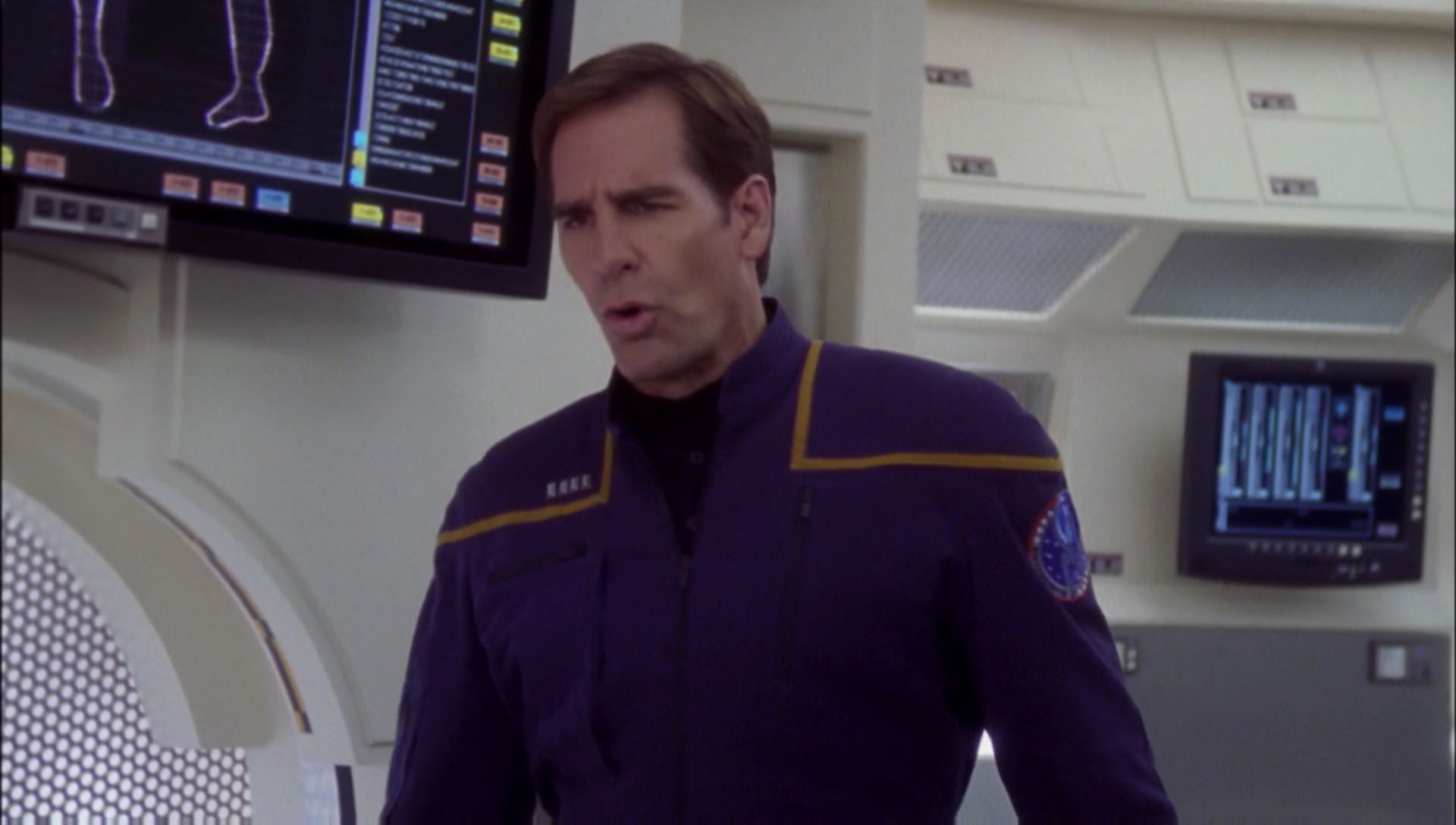 ariane179254_Enterprise_1x01-1x02_BrokenBow_2062.jpg