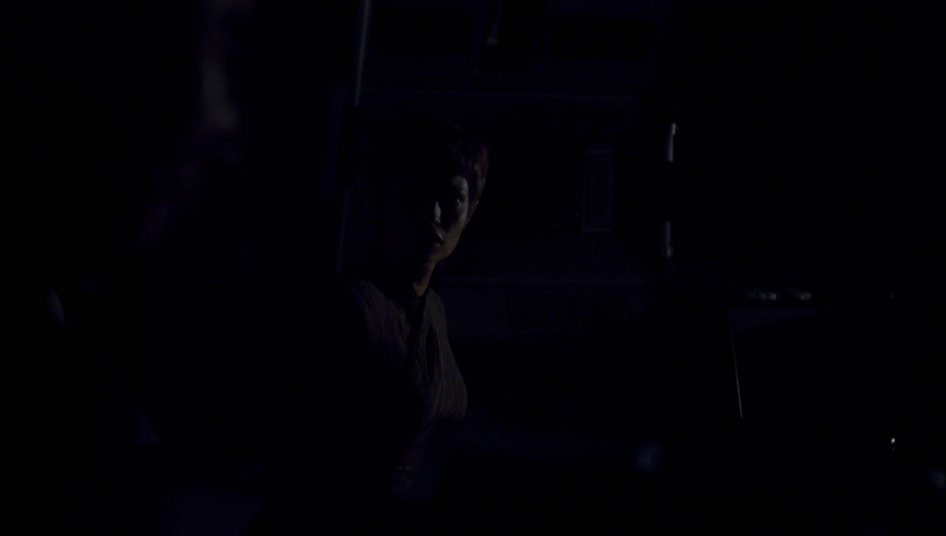 ariane179254_Enterprise_1x01-1x02_BrokenBow_2080.jpg