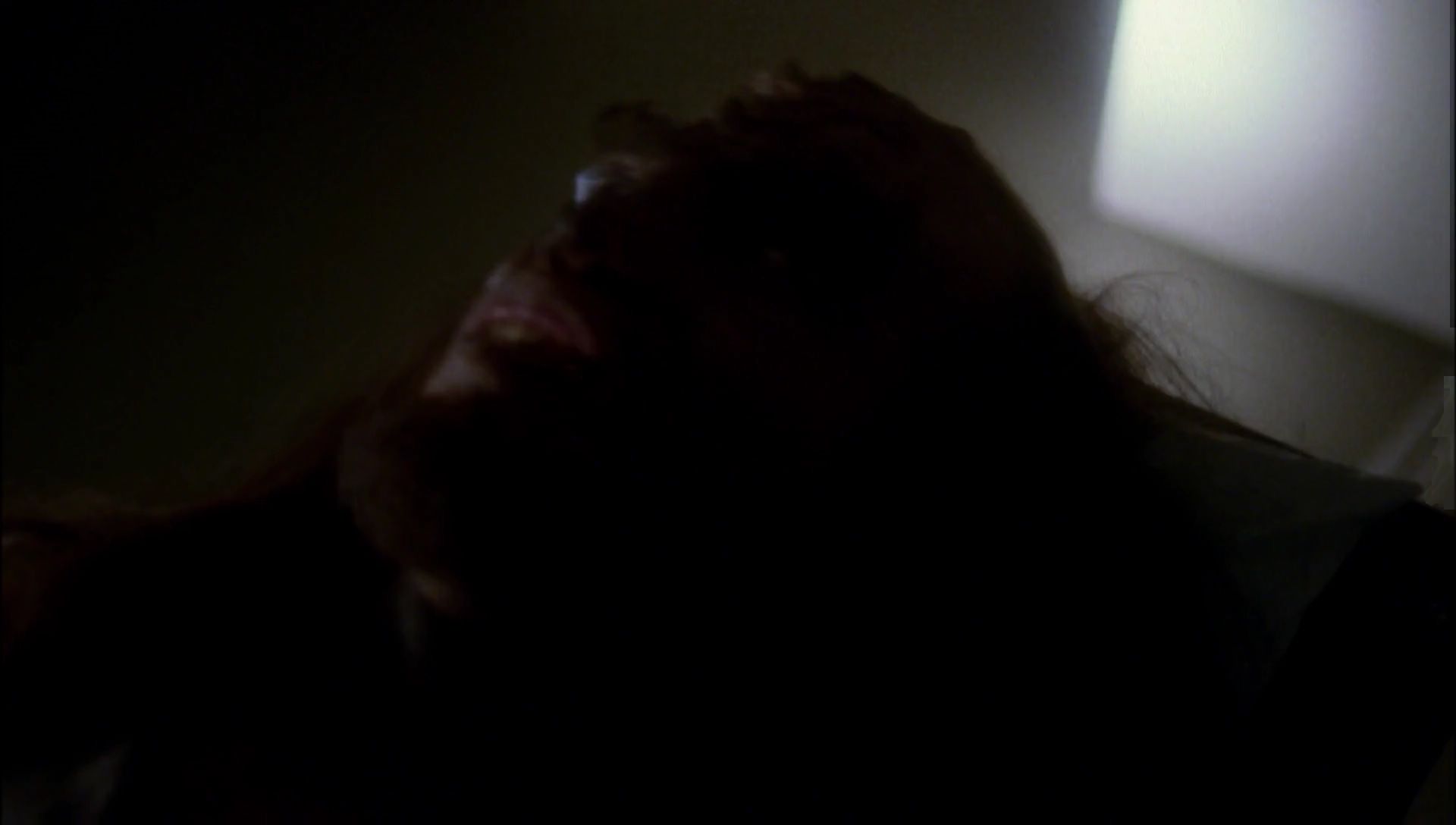 ariane179254_Enterprise_1x01-1x02_BrokenBow_2100.jpg