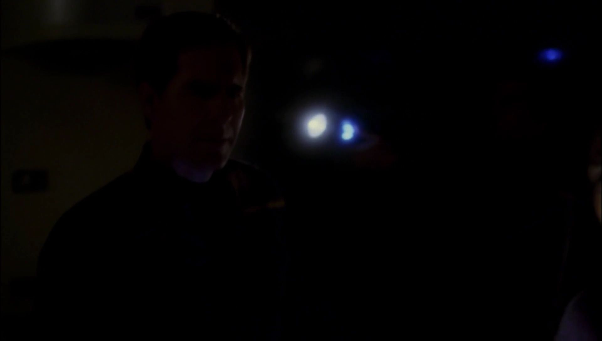 ariane179254_Enterprise_1x01-1x02_BrokenBow_2123.jpg