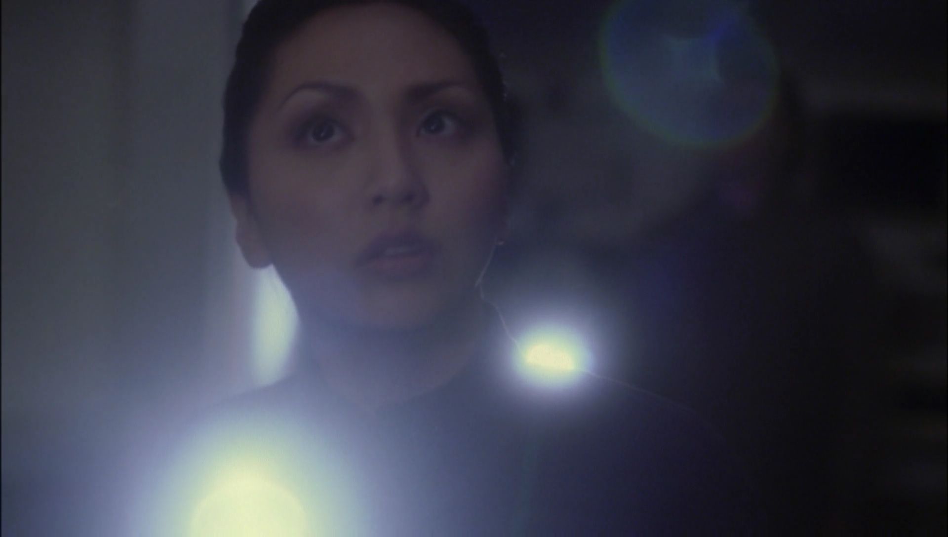 ariane179254_Enterprise_1x01-1x02_BrokenBow_2156.jpg