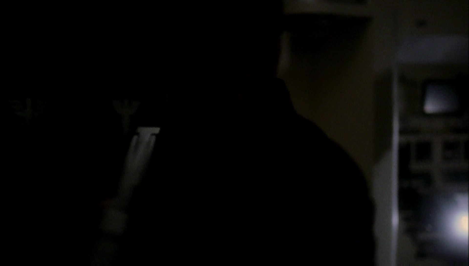 ariane179254_Enterprise_1x01-1x02_BrokenBow_2175.jpg