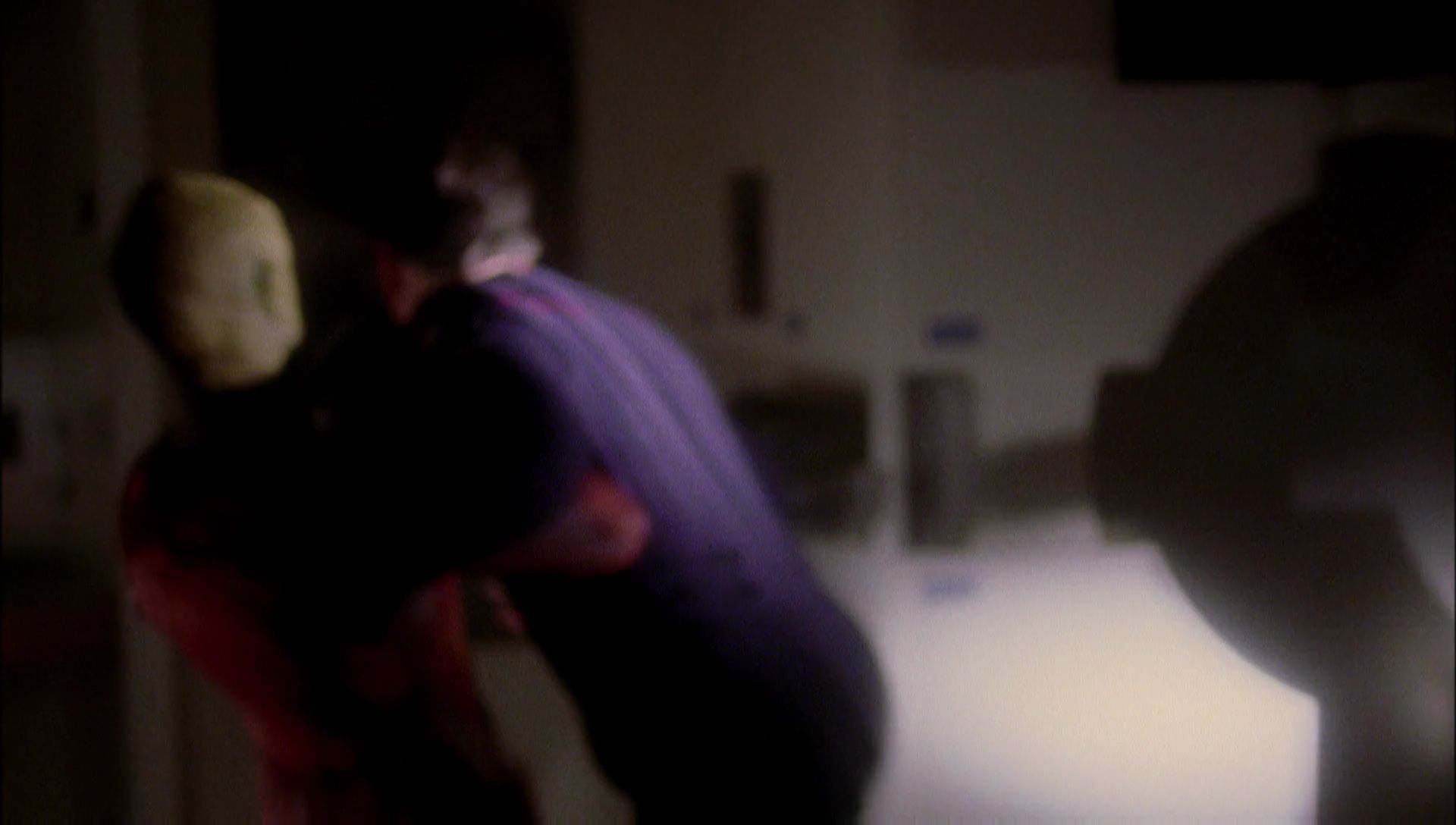 ariane179254_Enterprise_1x01-1x02_BrokenBow_2184.jpg