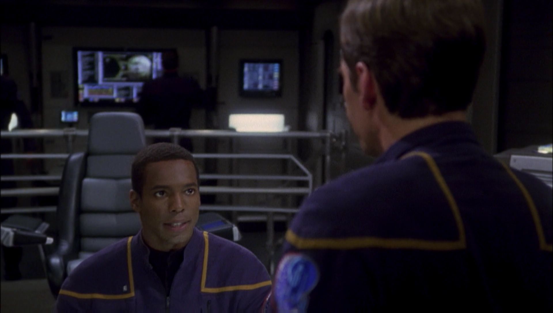 ariane179254_Enterprise_1x01-1x02_BrokenBow_2230.jpg