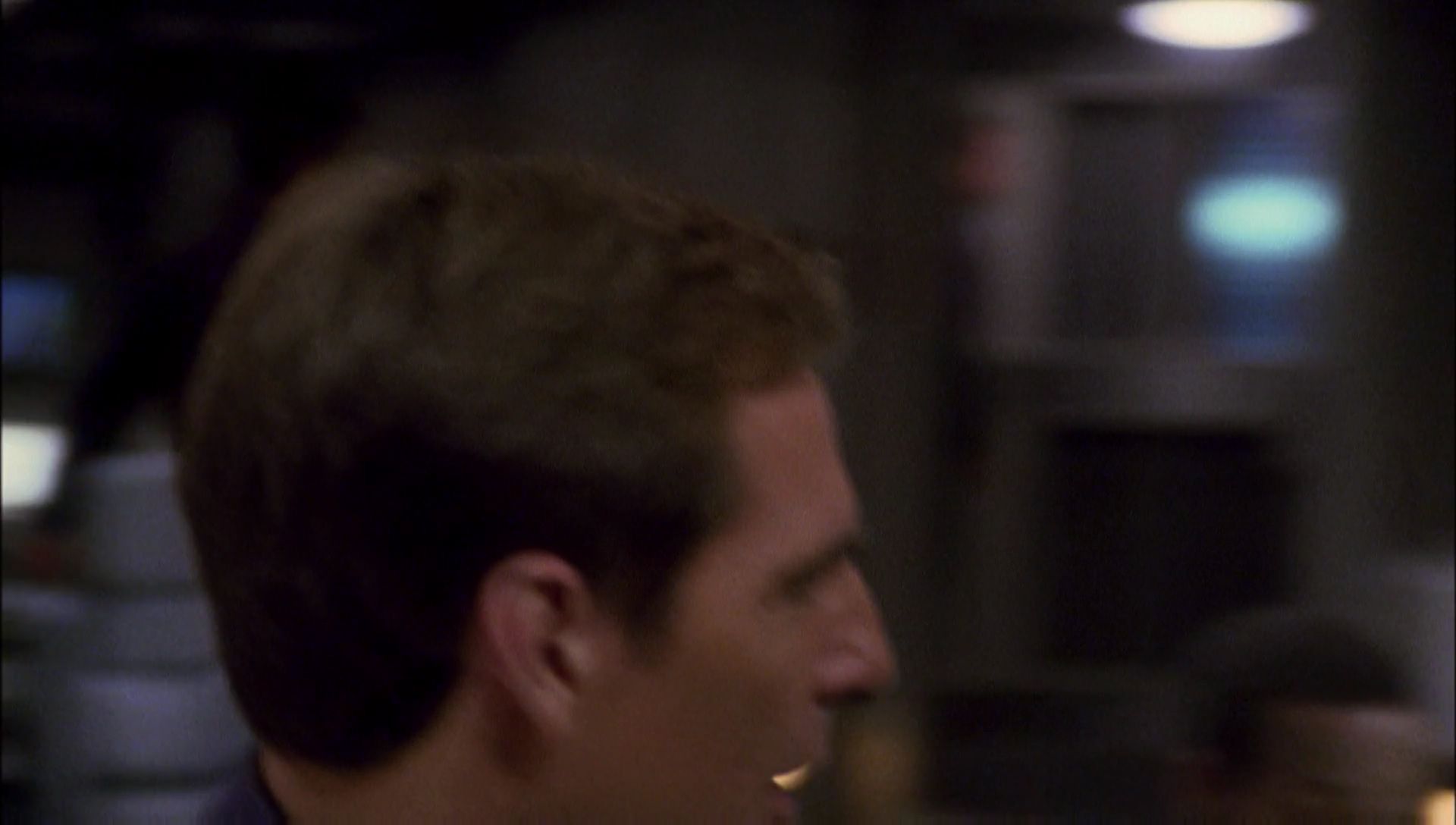 ariane179254_Enterprise_1x01-1x02_BrokenBow_2255.jpg