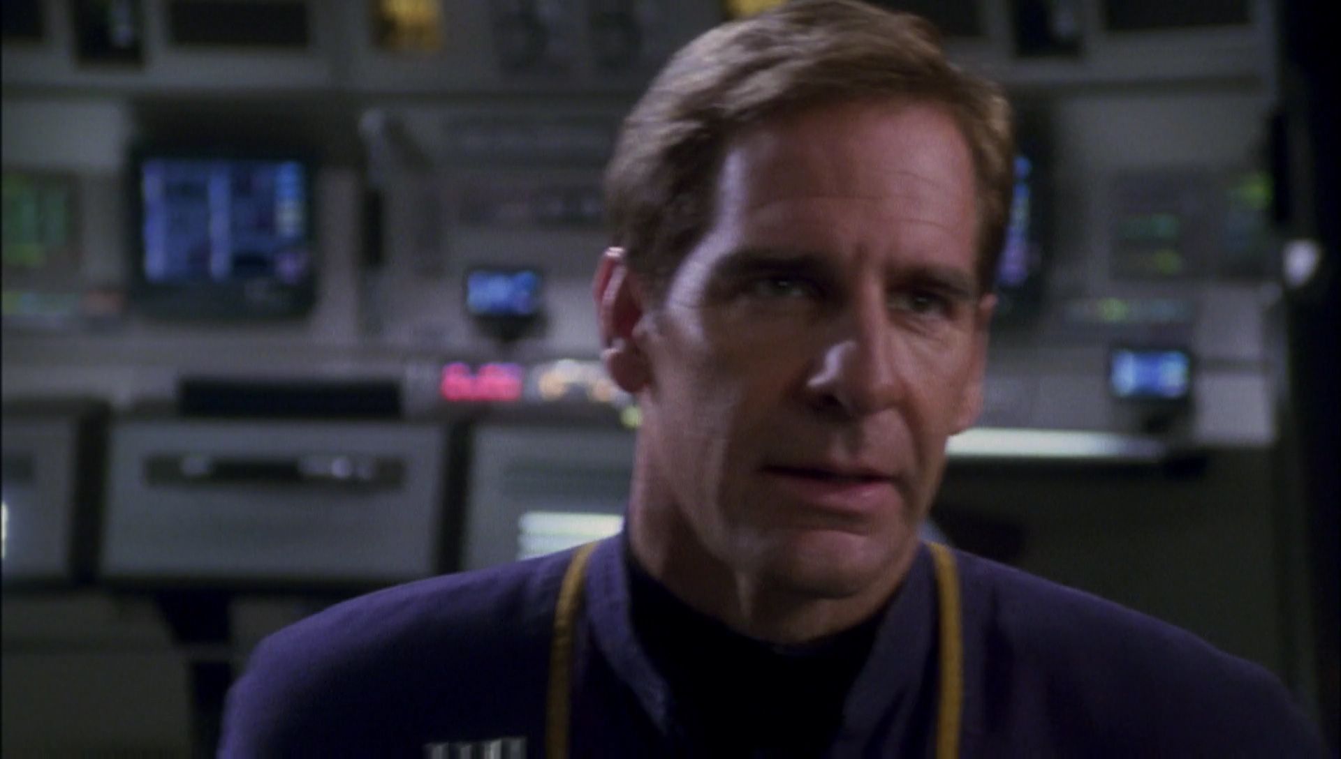 ariane179254_Enterprise_1x01-1x02_BrokenBow_2287.jpg