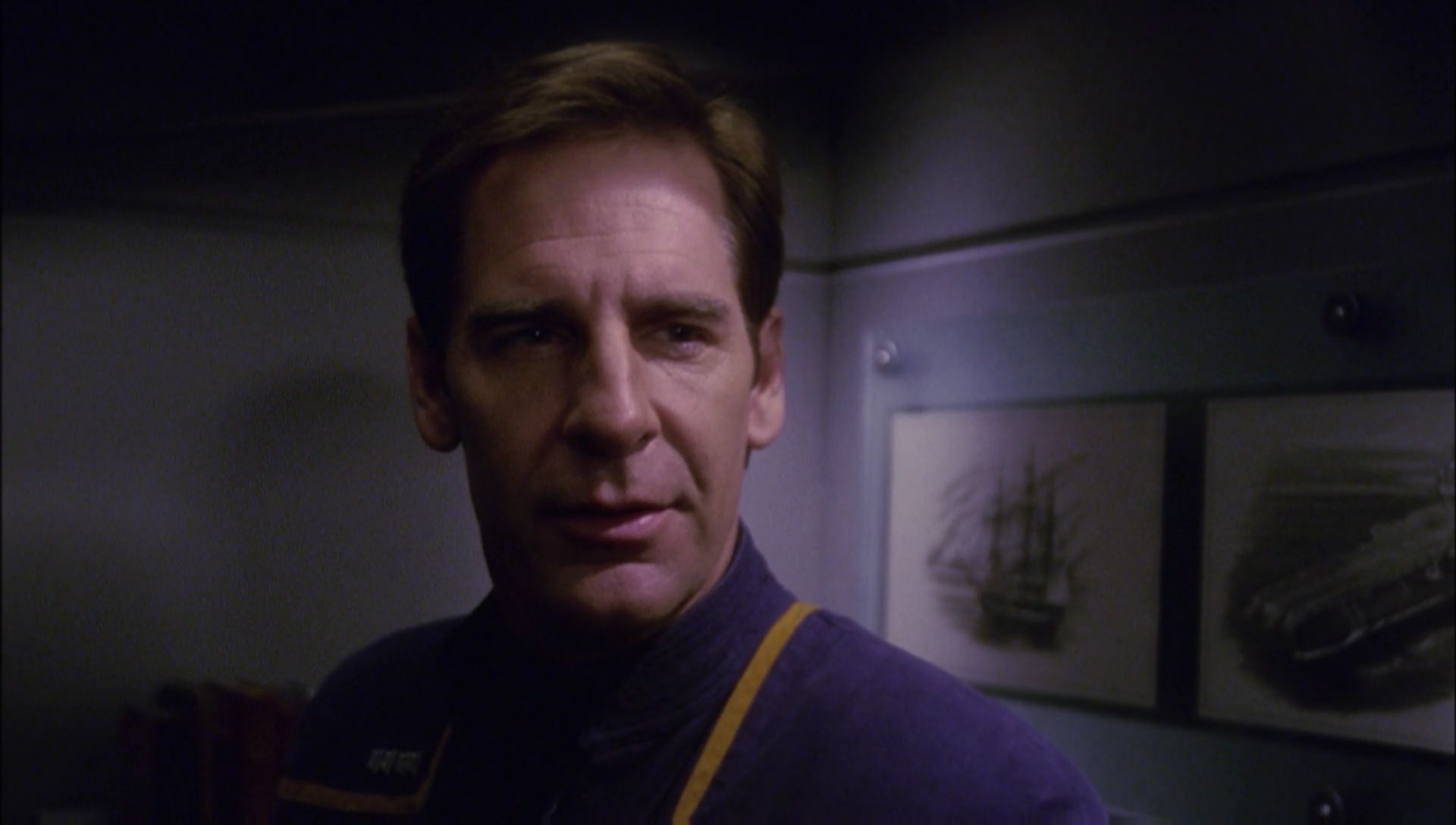 ariane179254_Enterprise_1x01-1x02_BrokenBow_2350.jpg