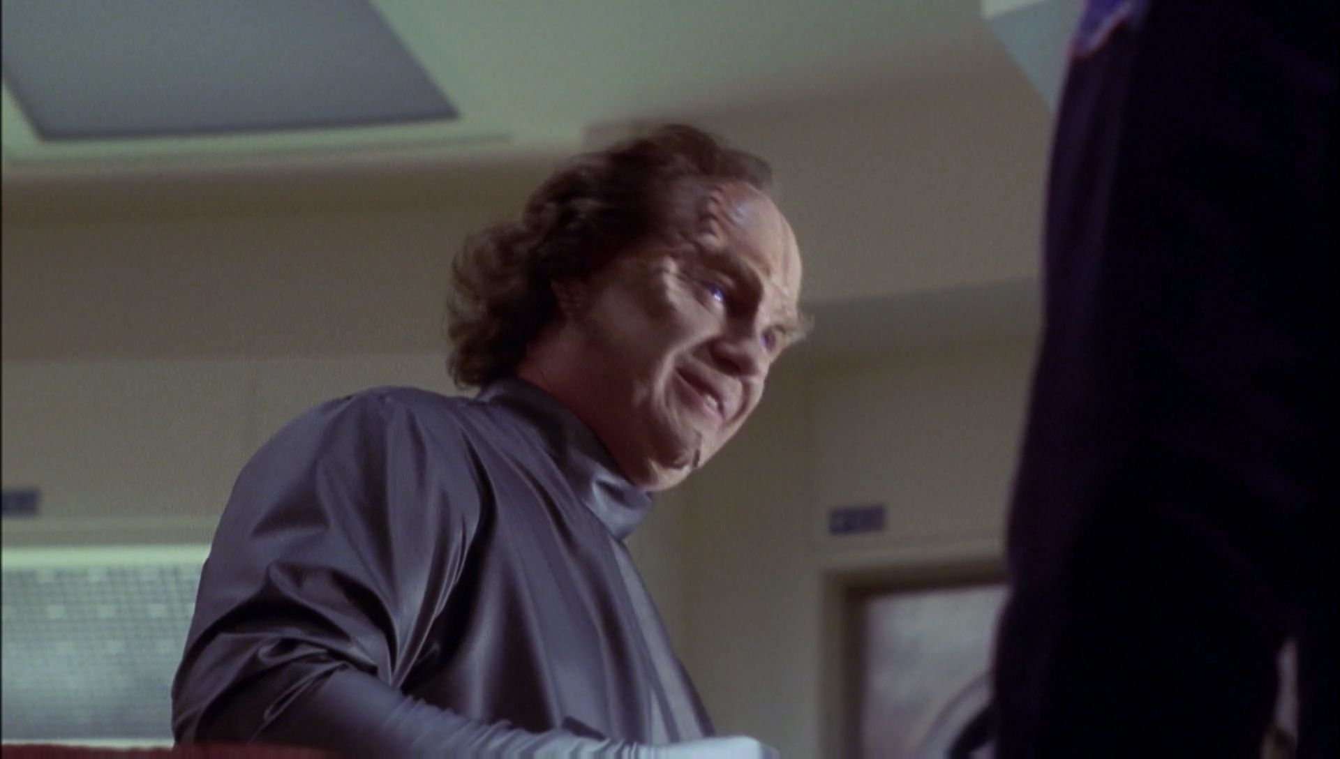 ariane179254_Enterprise_1x01-1x02_BrokenBow_2426.jpg
