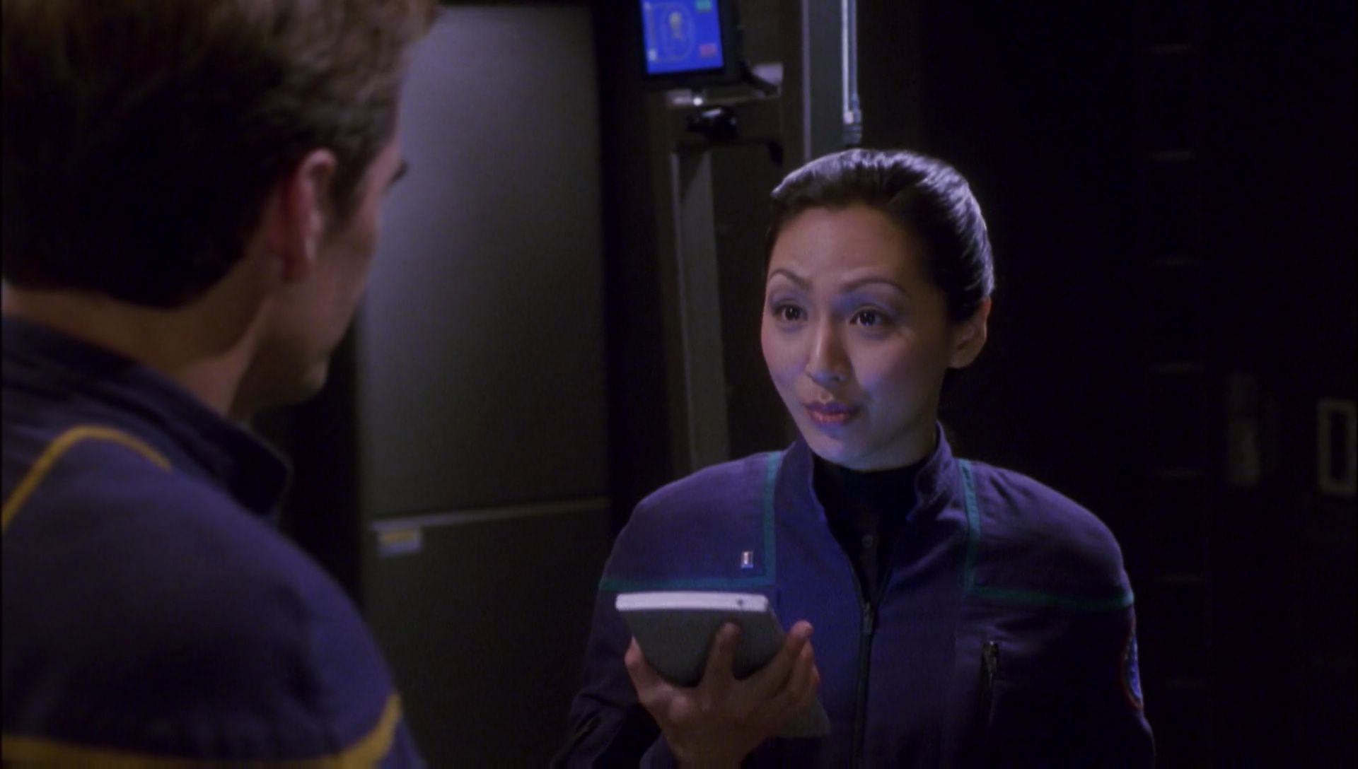 ariane179254_Enterprise_1x01-1x02_BrokenBow_2536.jpg