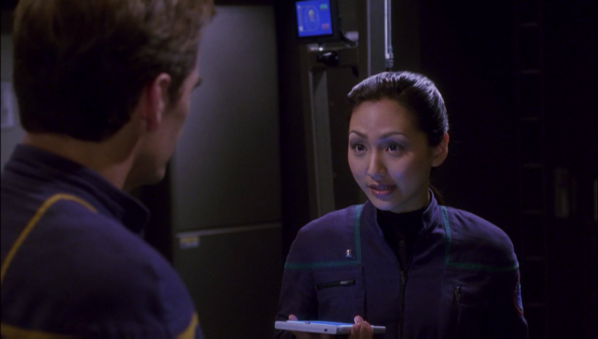 ariane179254_Enterprise_1x01-1x02_BrokenBow_2537.jpg