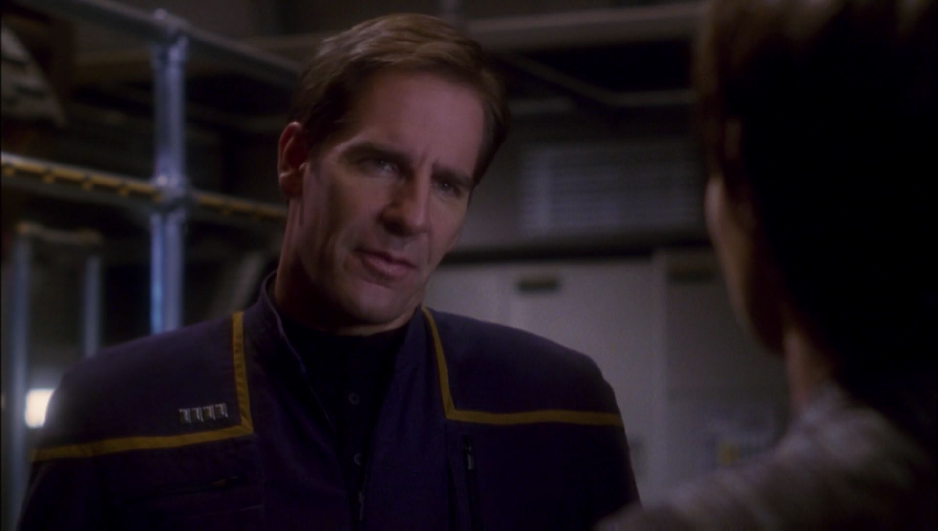 ariane179254_Enterprise_1x01-1x02_BrokenBow_2600.jpg