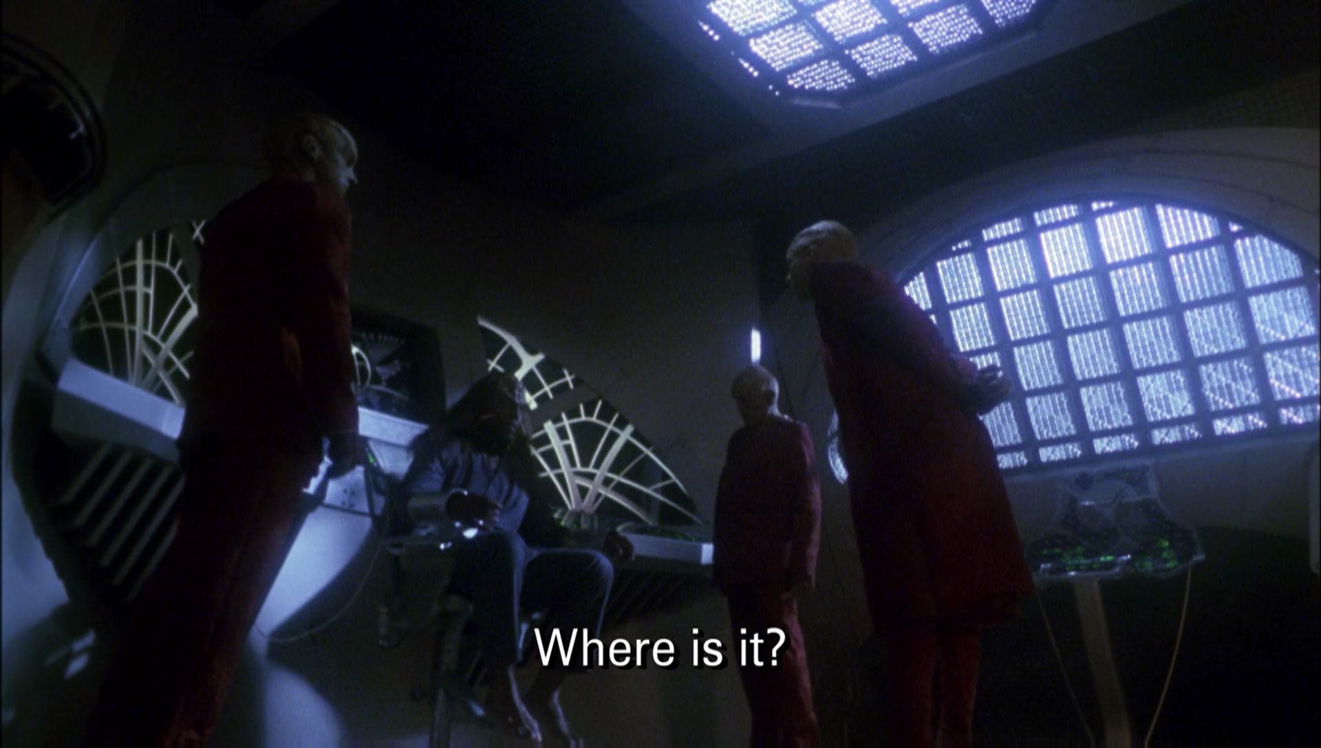 ariane179254_Enterprise_1x01-1x02_BrokenBow_2641.jpg