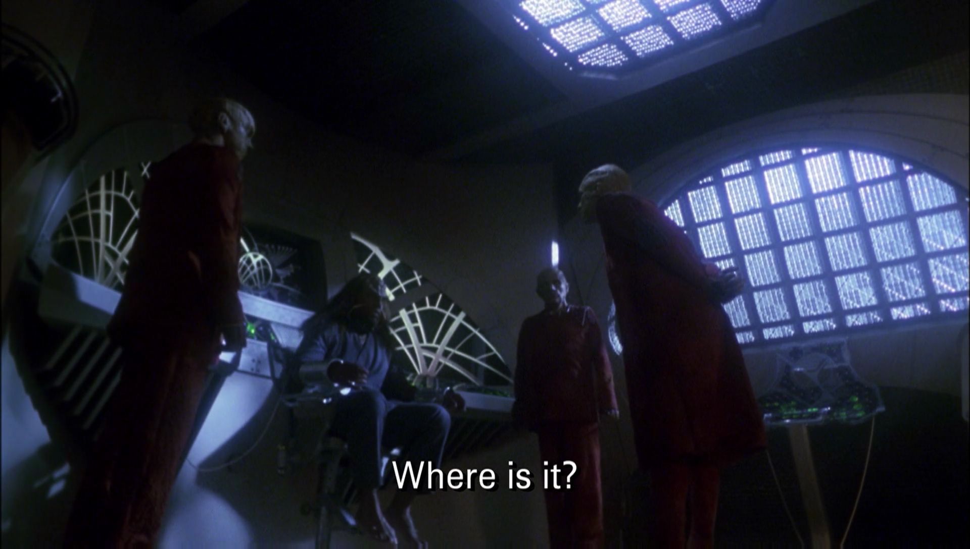 ariane179254_Enterprise_1x01-1x02_BrokenBow_2642.jpg