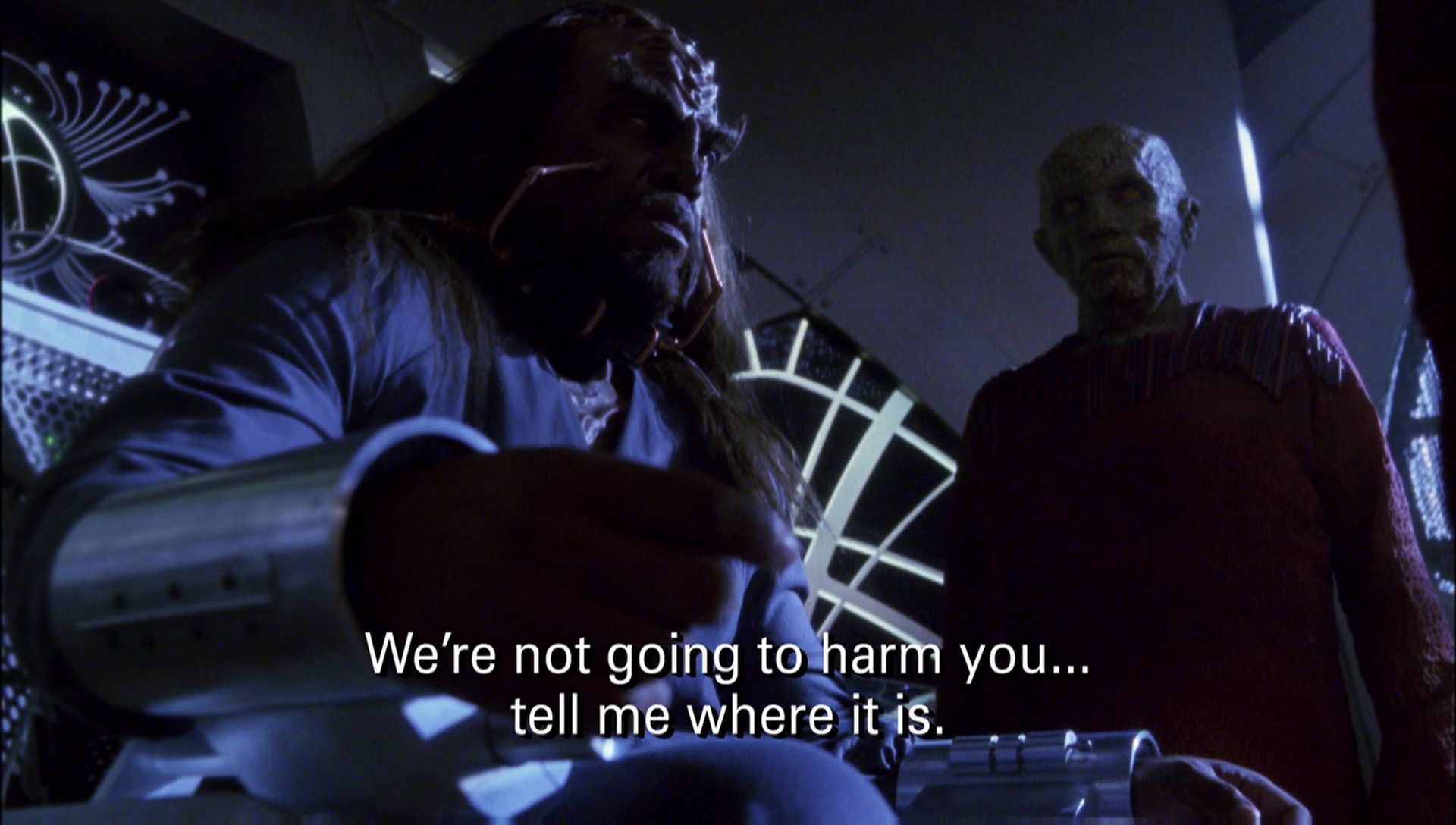 ariane179254_Enterprise_1x01-1x02_BrokenBow_2653.jpg