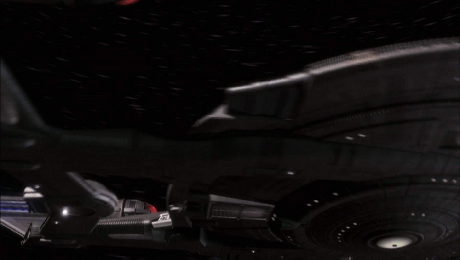 ariane179254_Enterprise_1x01-1x02_BrokenBow_2718.jpg