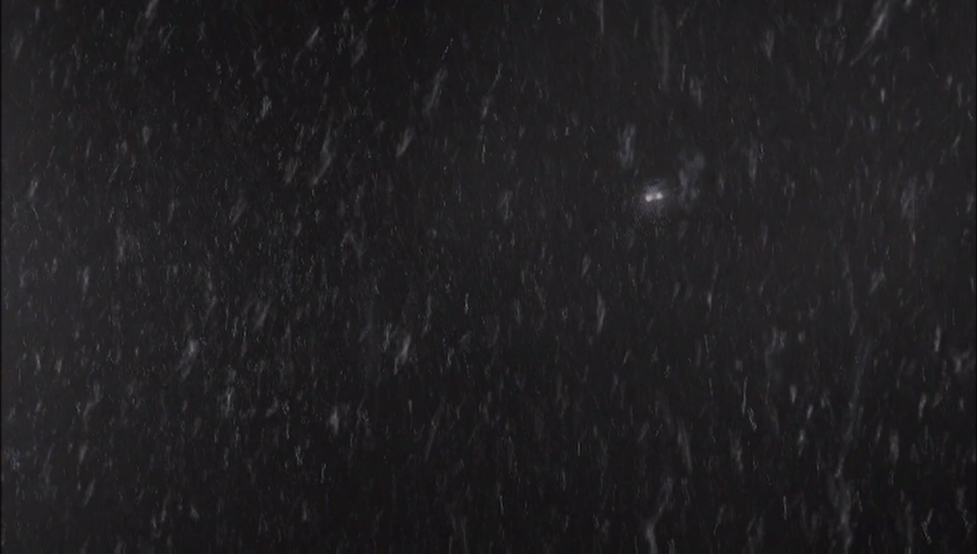 ariane179254_Enterprise_1x01-1x02_BrokenBow_2792.jpg