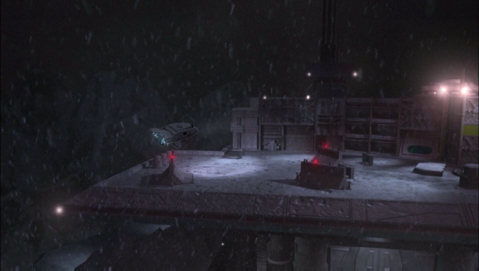 ariane179254_Enterprise_1x01-1x02_BrokenBow_2805.jpg
