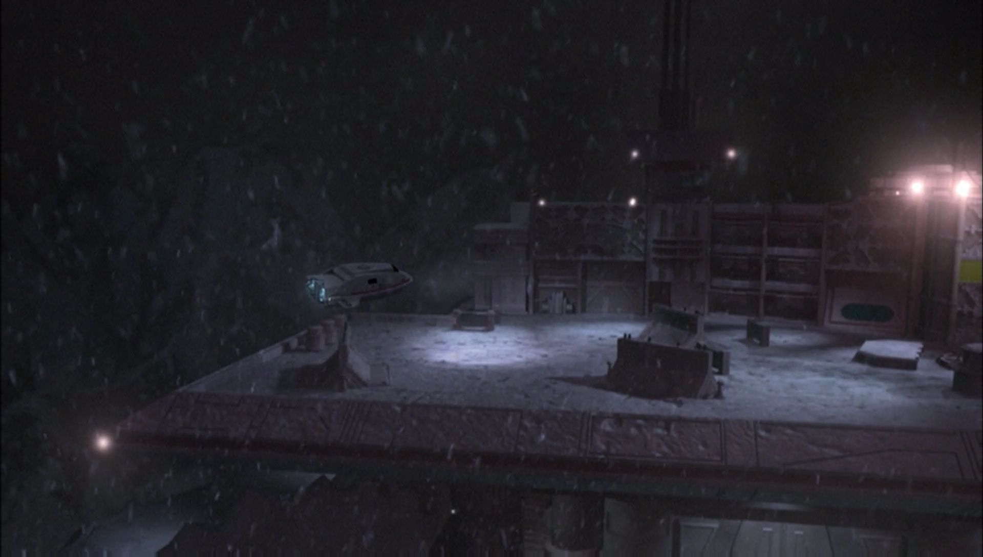 ariane179254_Enterprise_1x01-1x02_BrokenBow_2806.jpg