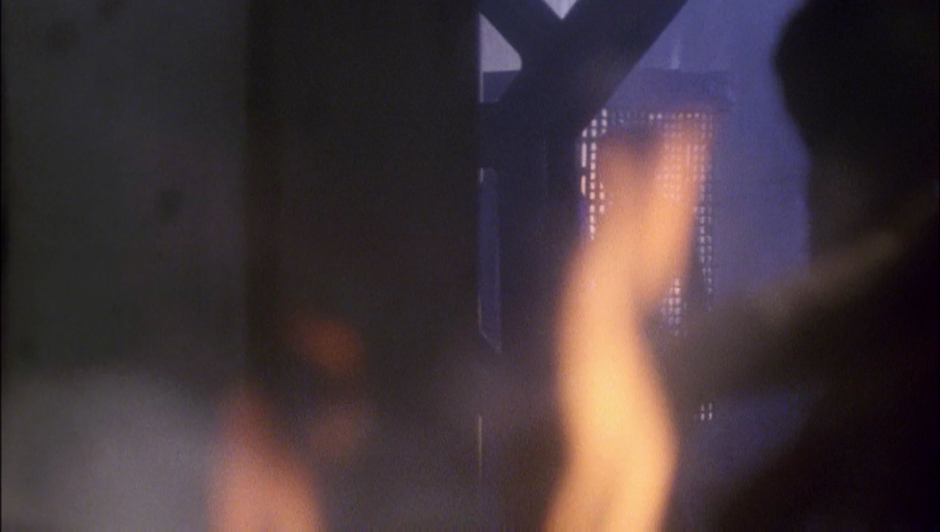 ariane179254_Enterprise_1x01-1x02_BrokenBow_2810.jpg