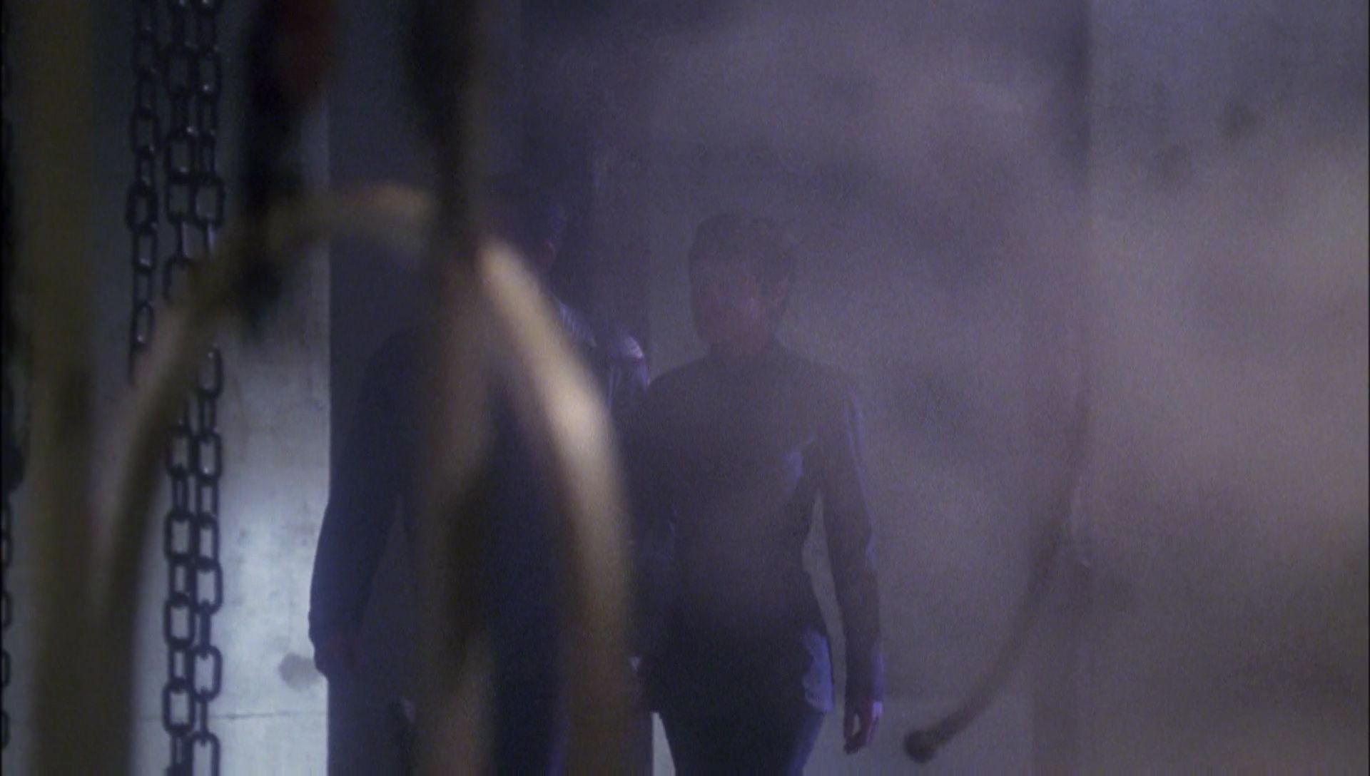 ariane179254_Enterprise_1x01-1x02_BrokenBow_2815.jpg
