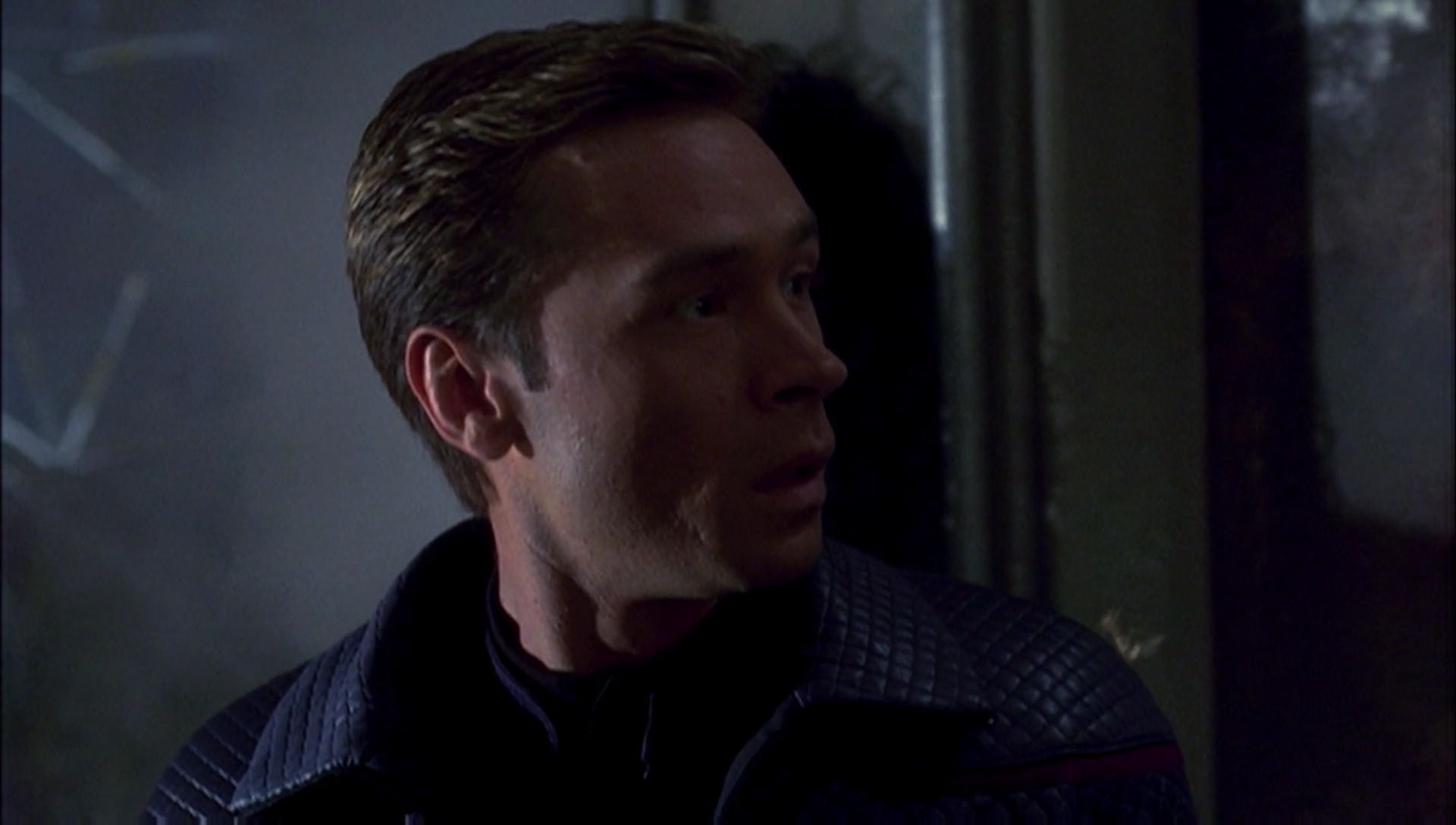 ariane179254_Enterprise_1x01-1x02_BrokenBow_2827.jpg