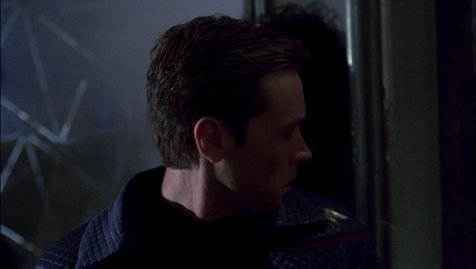 ariane179254_Enterprise_1x01-1x02_BrokenBow_2828.jpg