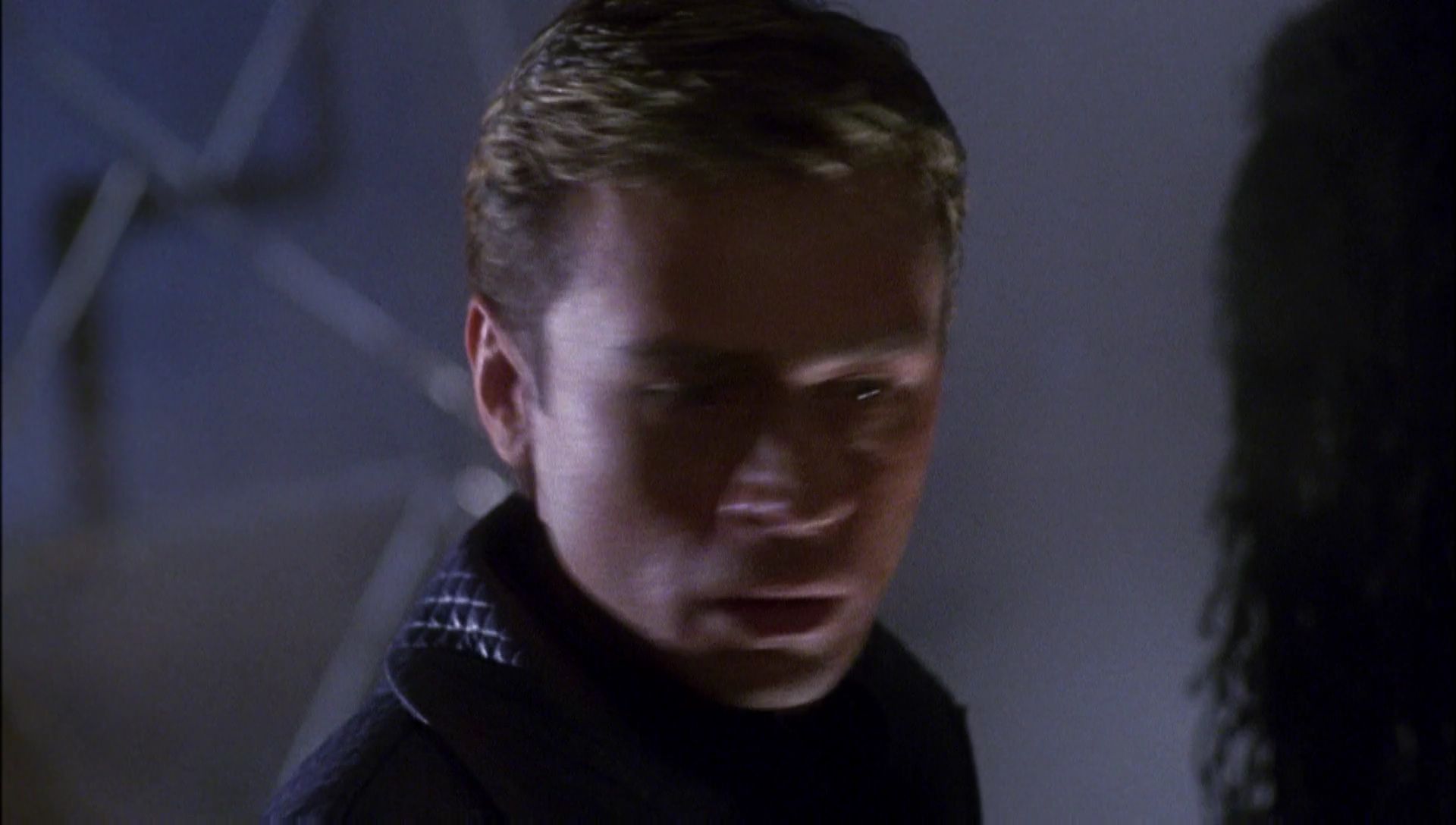 ariane179254_Enterprise_1x01-1x02_BrokenBow_2833.jpg