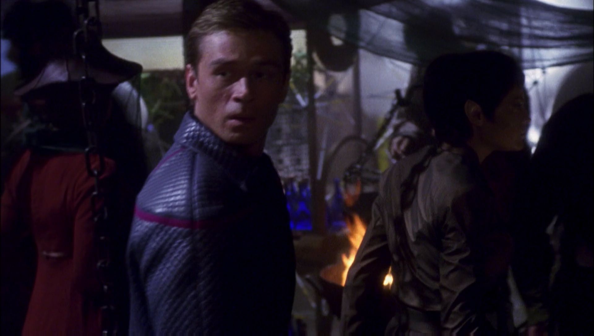 ariane179254_Enterprise_1x01-1x02_BrokenBow_2866.jpg