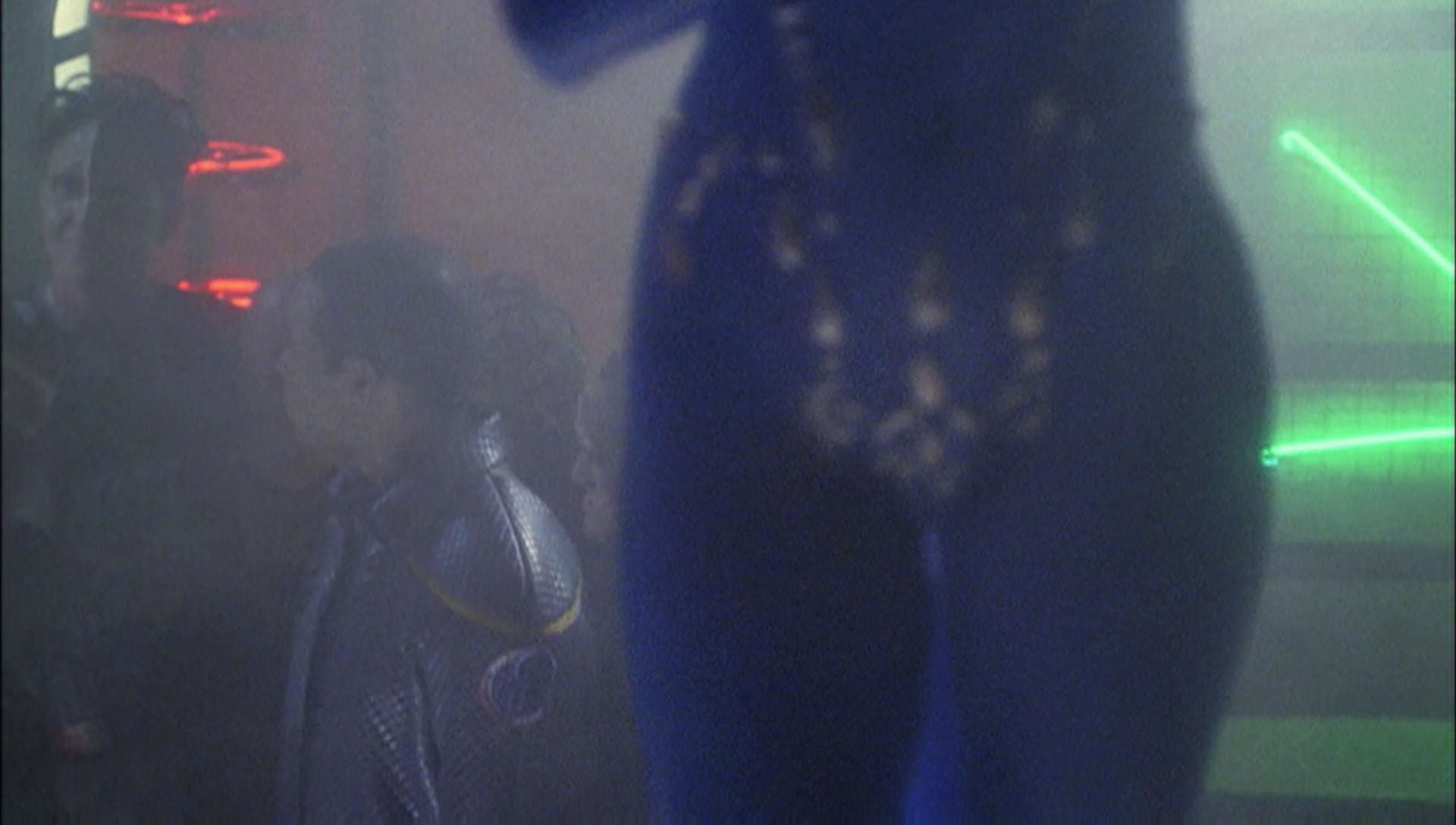 ariane179254_Enterprise_1x01-1x02_BrokenBow_2880.jpg