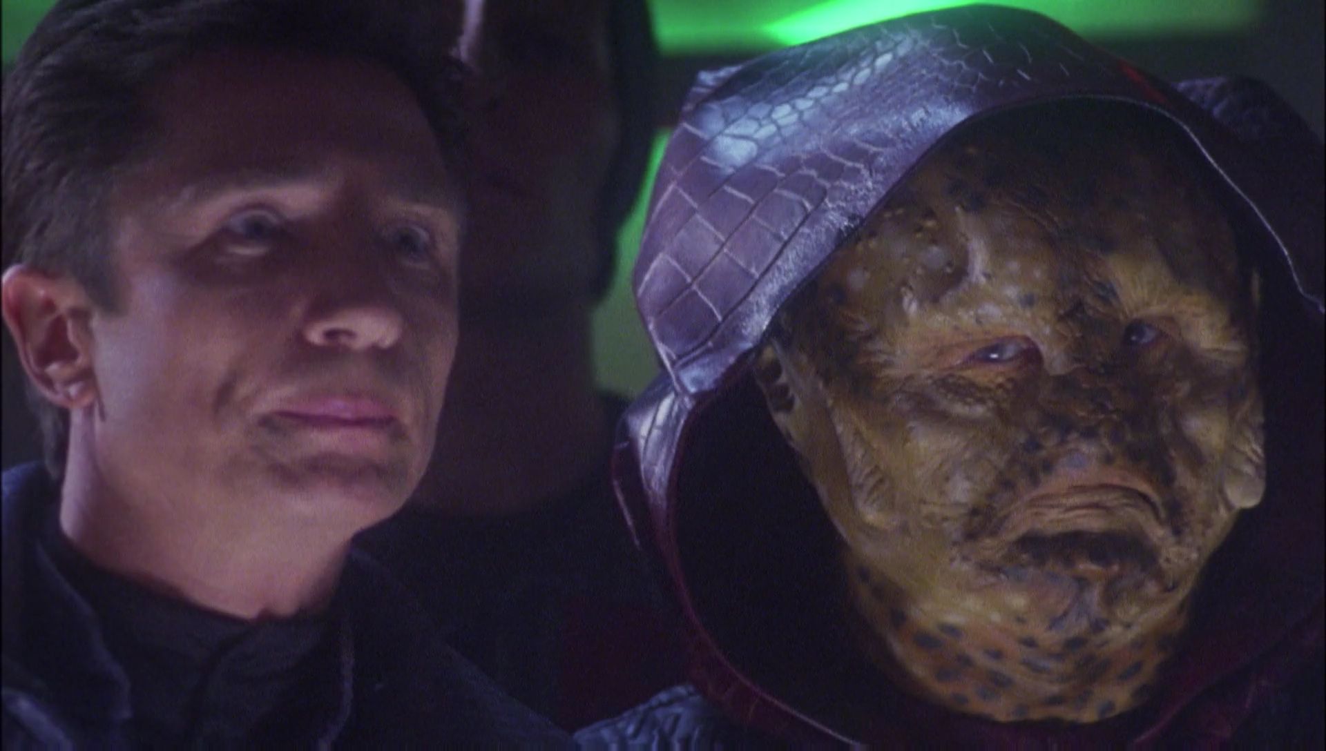 ariane179254_Enterprise_1x01-1x02_BrokenBow_2944.jpg