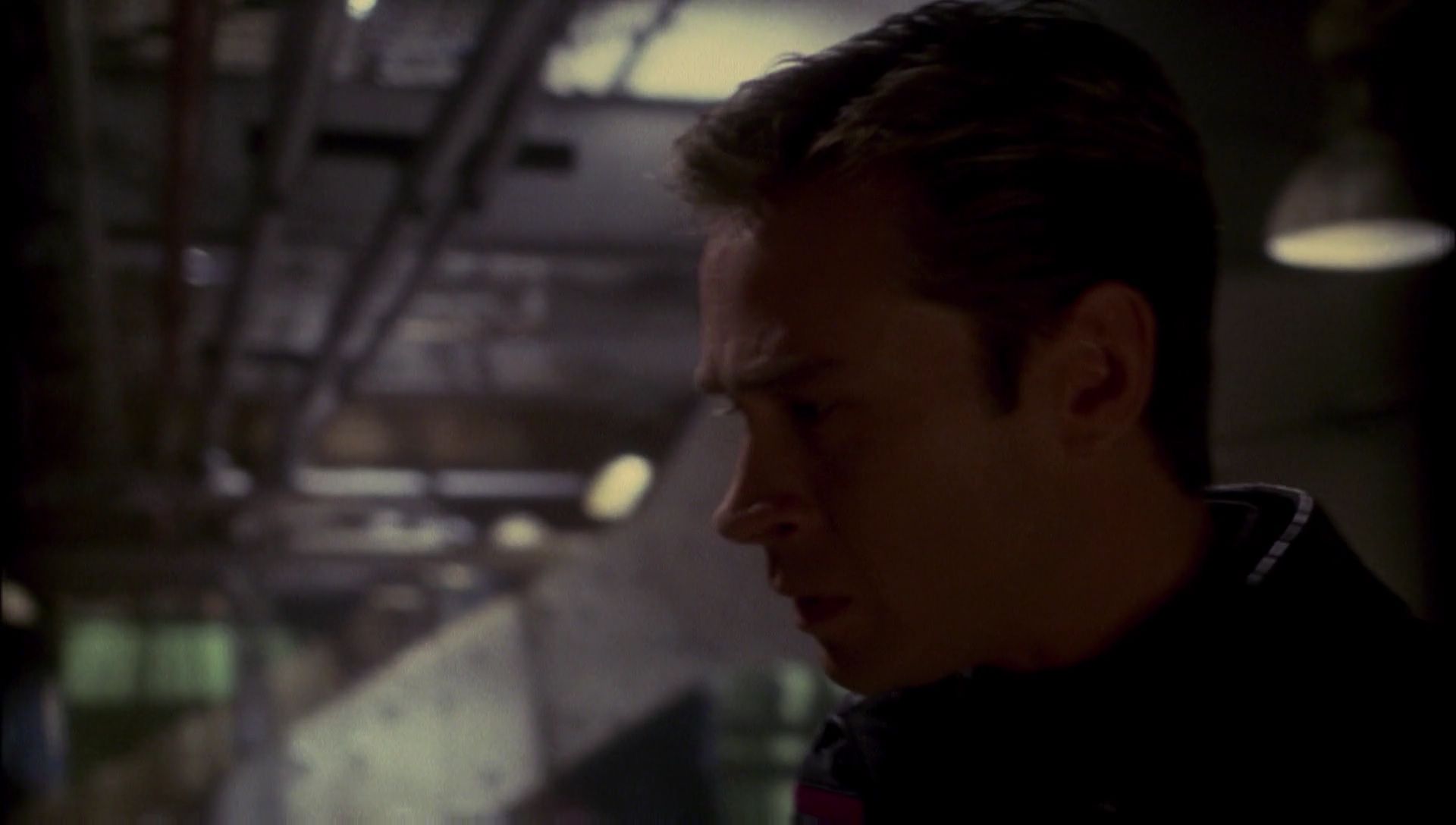 ariane179254_Enterprise_1x01-1x02_BrokenBow_2967.jpg