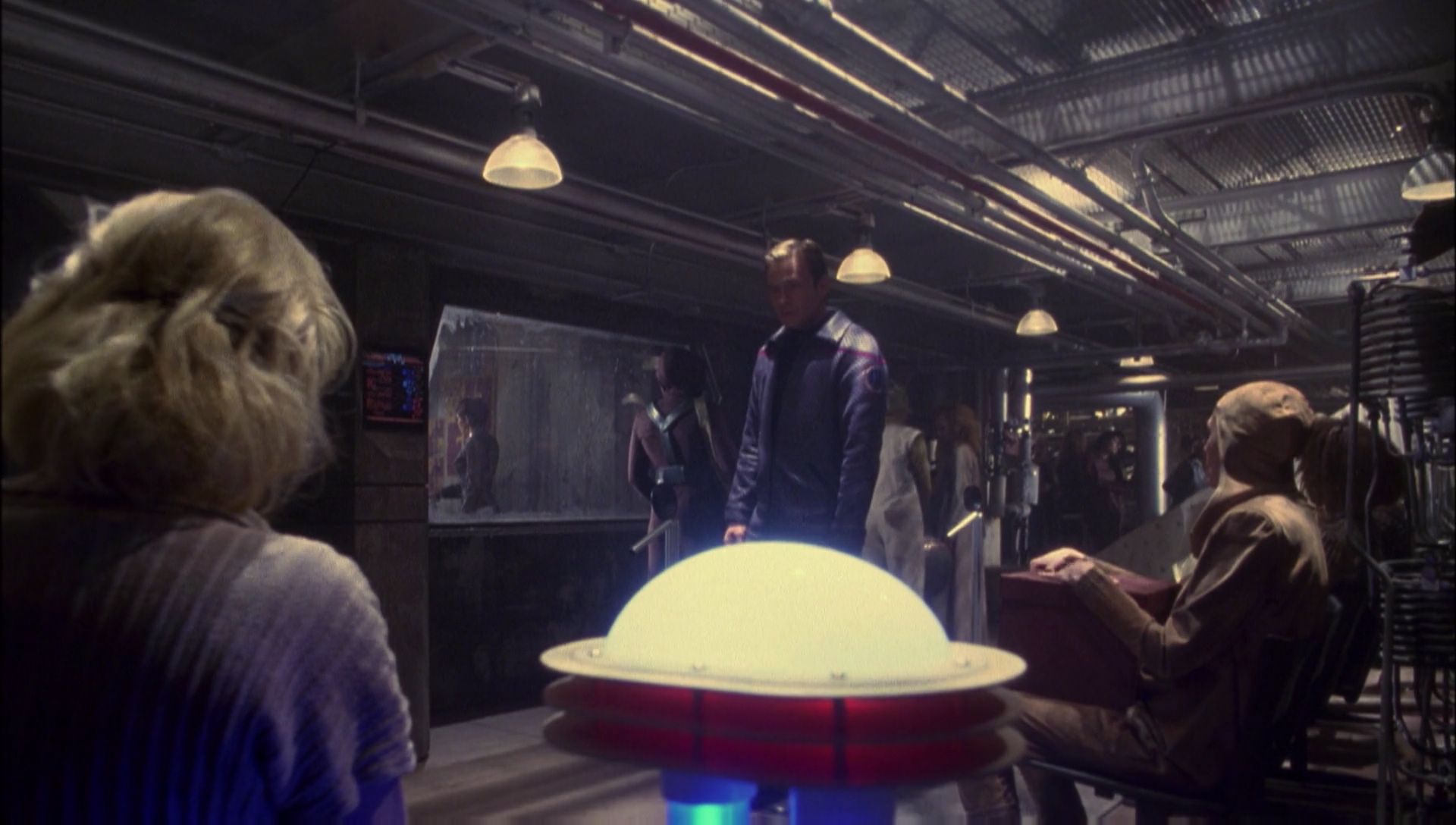 ariane179254_Enterprise_1x01-1x02_BrokenBow_2988.jpg