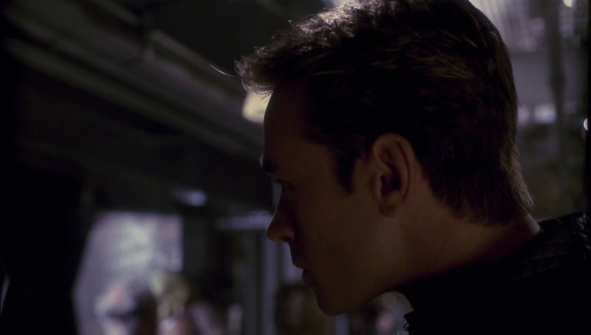 ariane179254_Enterprise_1x01-1x02_BrokenBow_2998.jpg