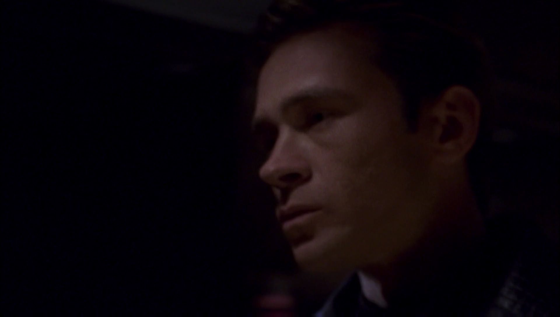 ariane179254_Enterprise_1x01-1x02_BrokenBow_3063.jpg