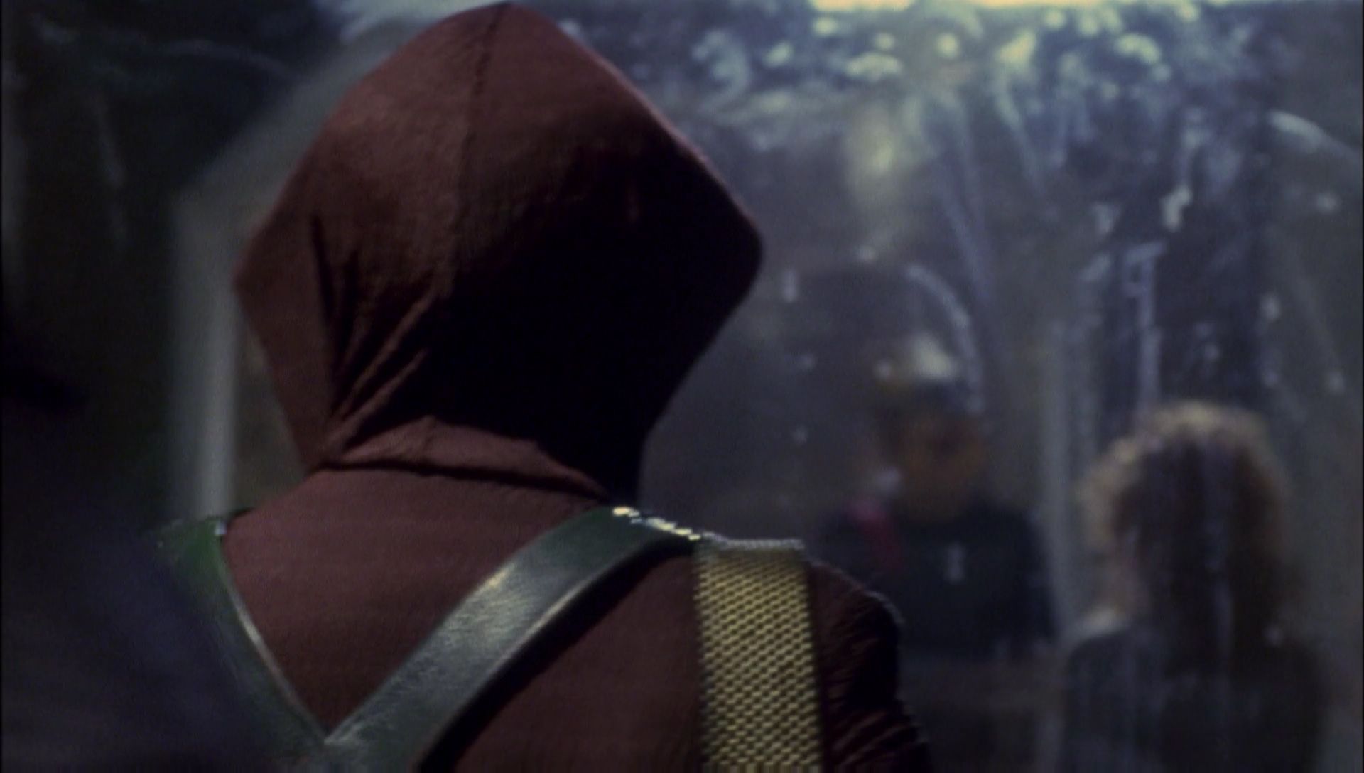 ariane179254_Enterprise_1x01-1x02_BrokenBow_3065.jpg