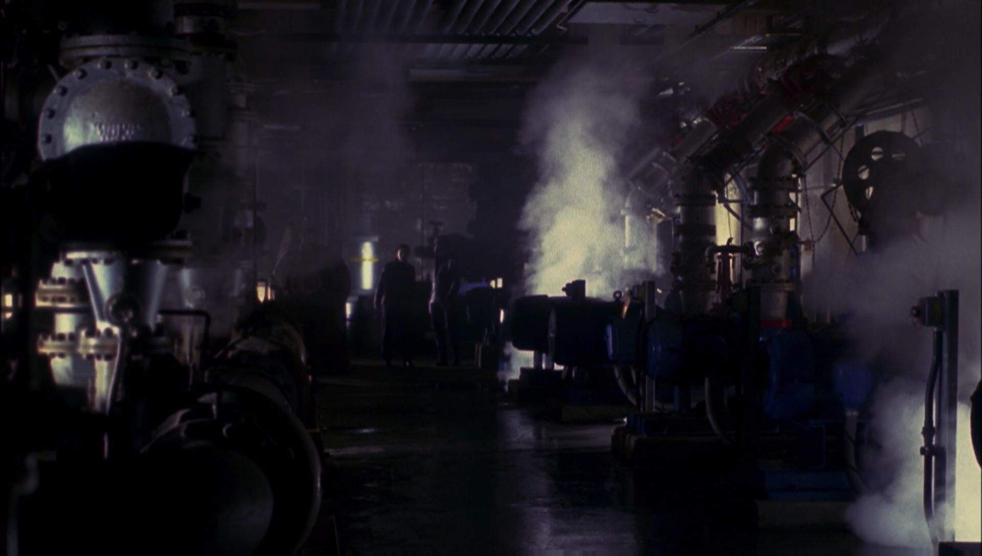 ariane179254_Enterprise_1x01-1x02_BrokenBow_3071.jpg