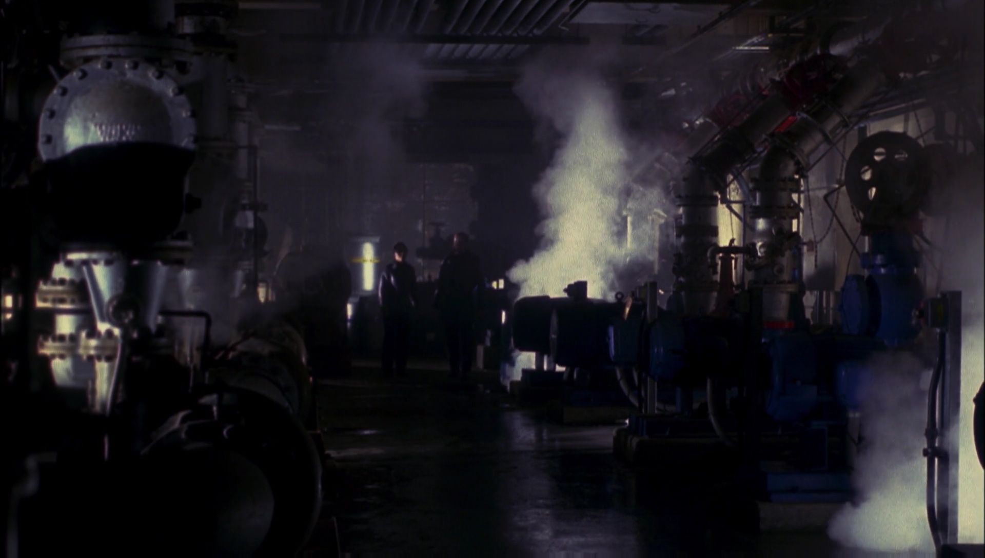 ariane179254_Enterprise_1x01-1x02_BrokenBow_3076.jpg