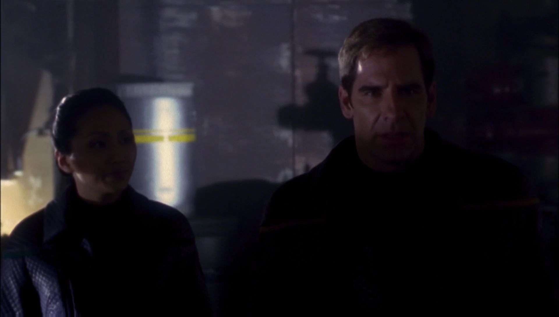 ariane179254_Enterprise_1x01-1x02_BrokenBow_3079.jpg