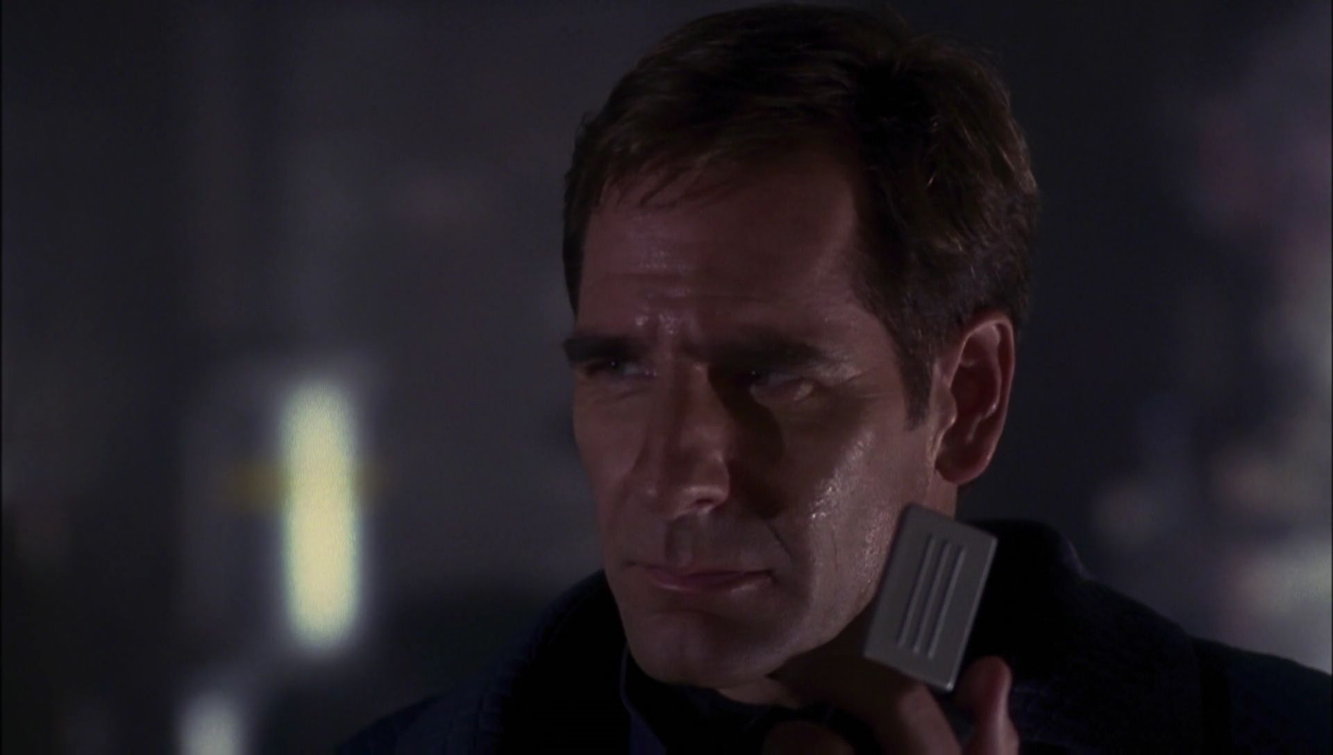 ariane179254_Enterprise_1x01-1x02_BrokenBow_3111.jpg