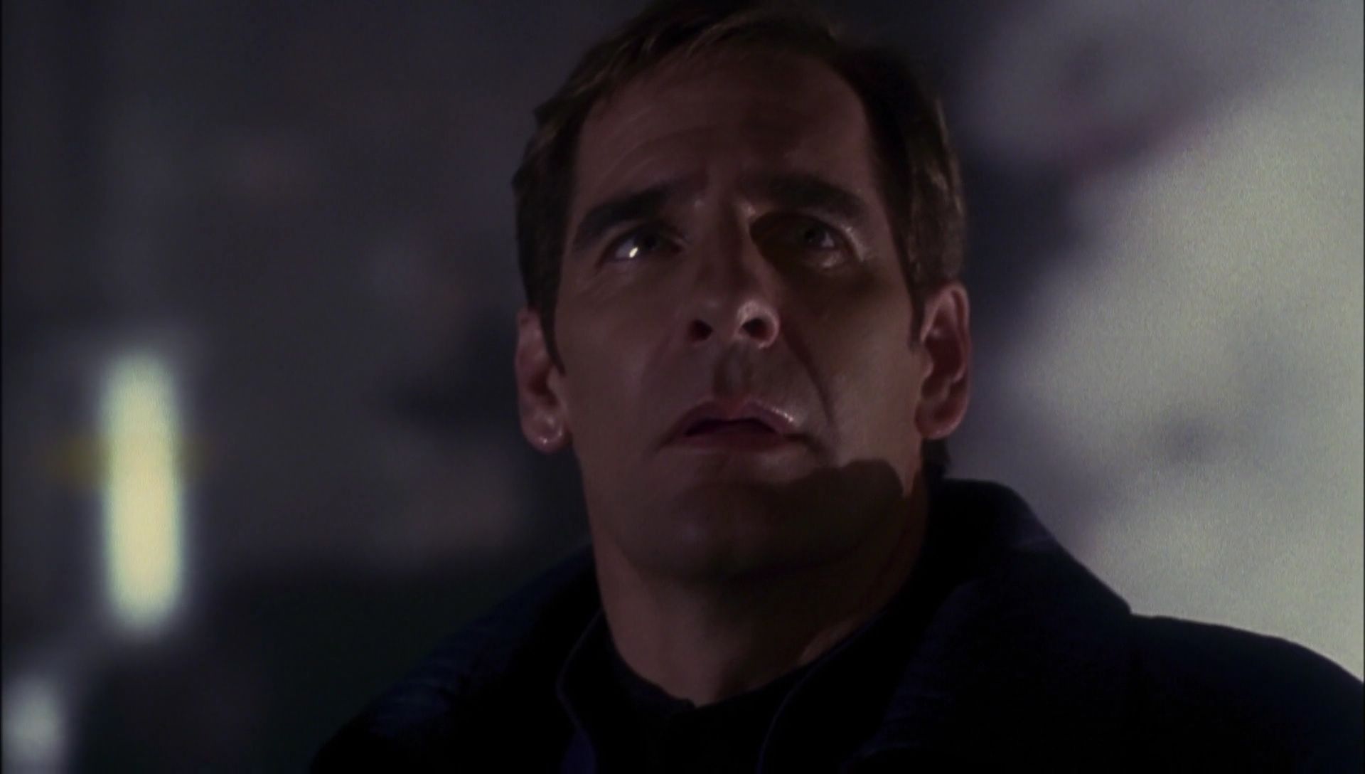 ariane179254_Enterprise_1x01-1x02_BrokenBow_3123.jpg