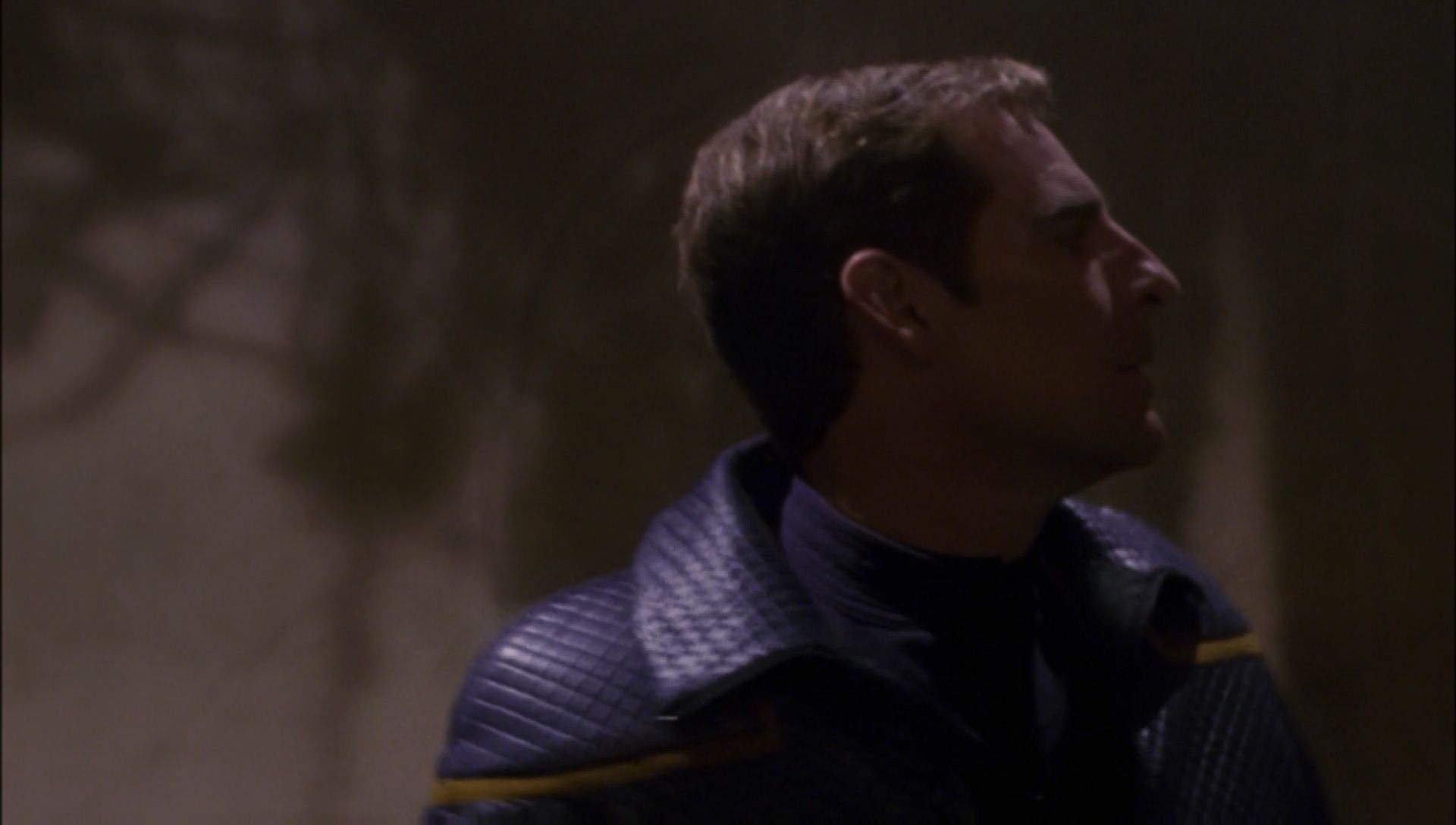 ariane179254_Enterprise_1x01-1x02_BrokenBow_3207.jpg