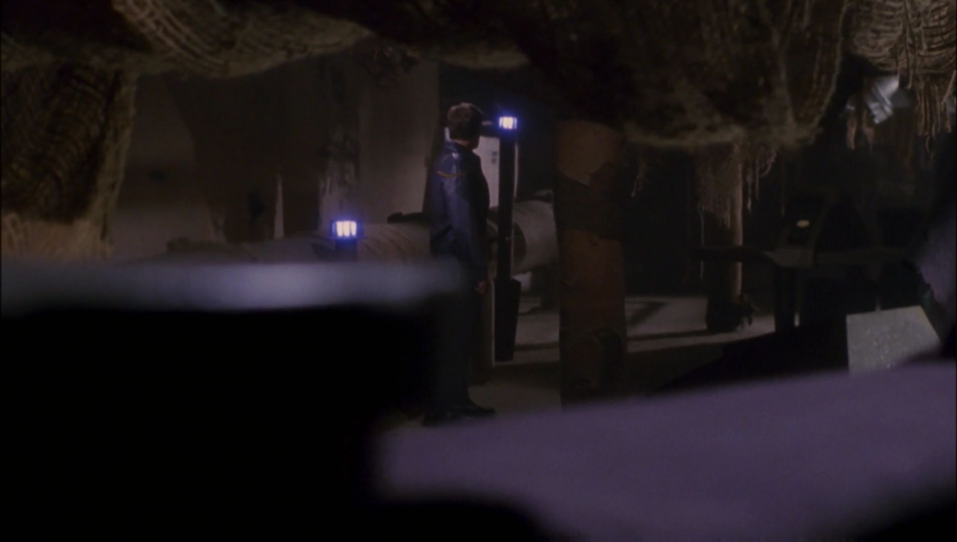 ariane179254_Enterprise_1x01-1x02_BrokenBow_3216.jpg