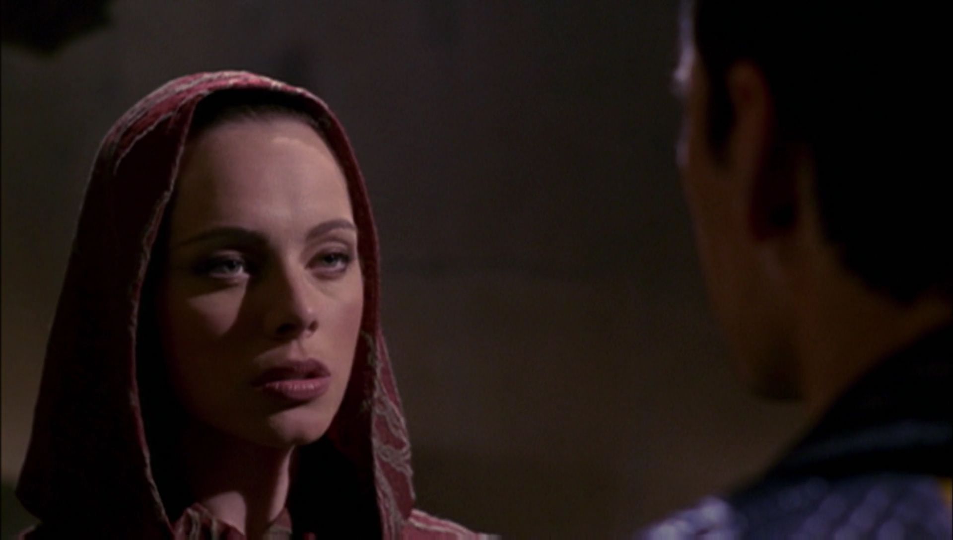 ariane179254_Enterprise_1x01-1x02_BrokenBow_3295.jpg