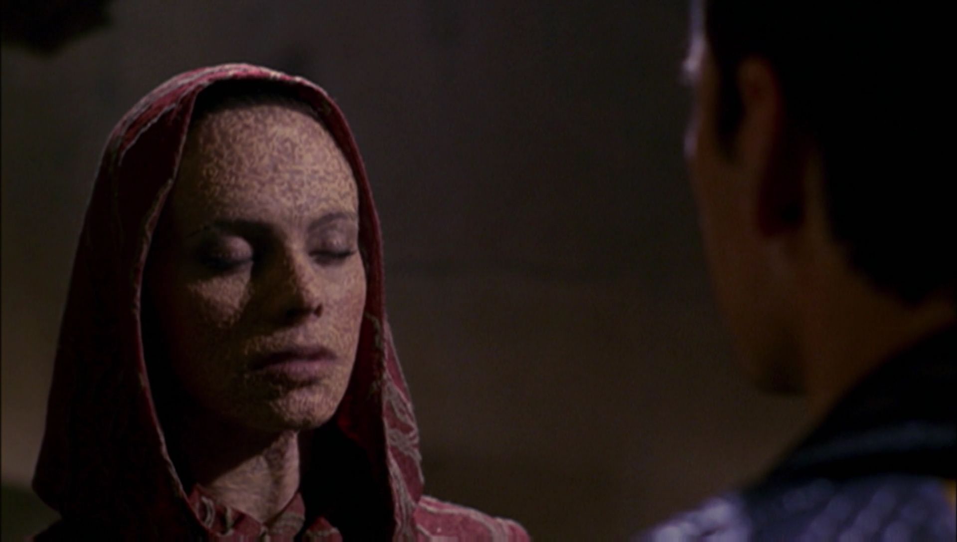 ariane179254_Enterprise_1x01-1x02_BrokenBow_3297.jpg