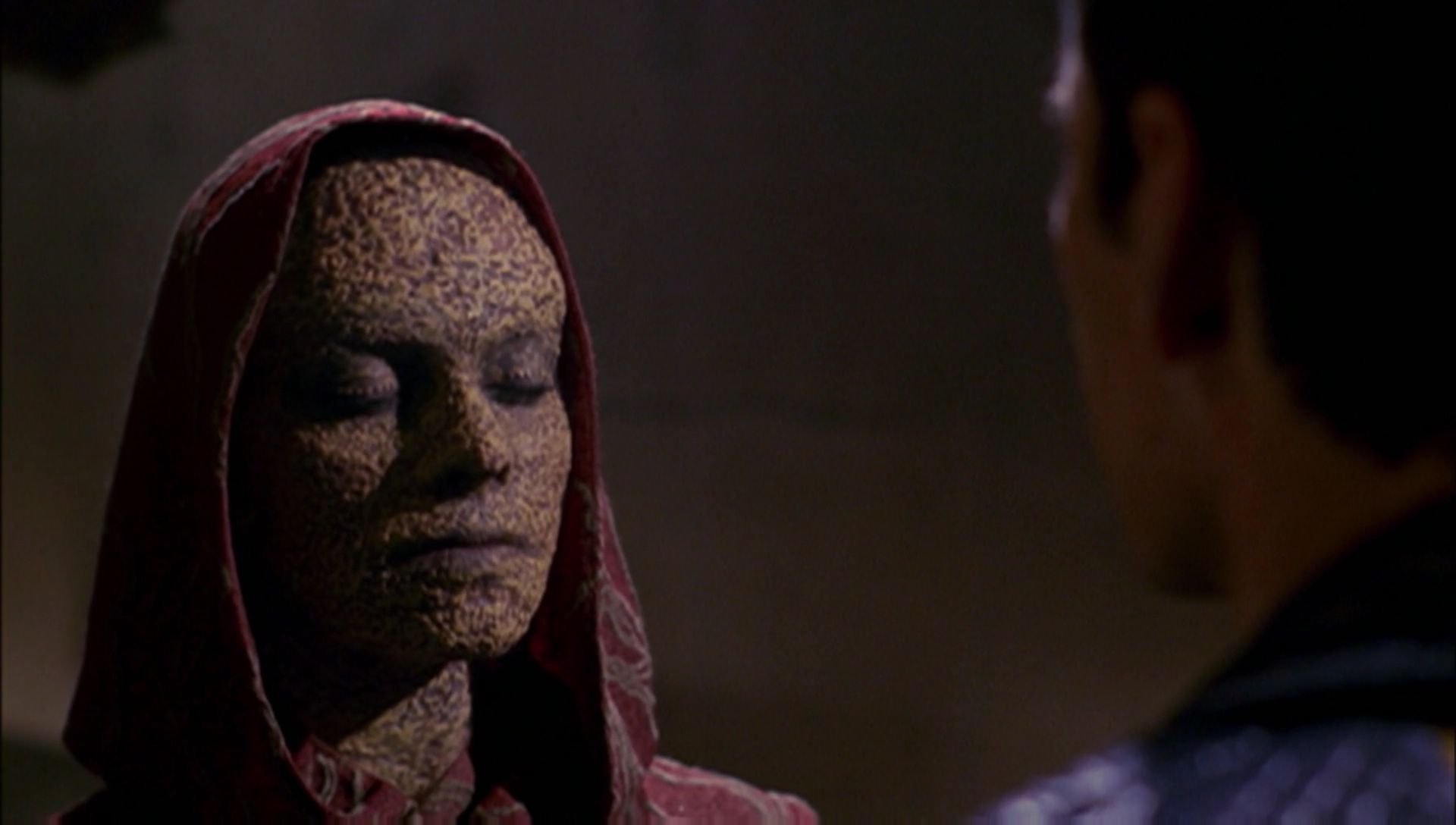 ariane179254_Enterprise_1x01-1x02_BrokenBow_3298.jpg