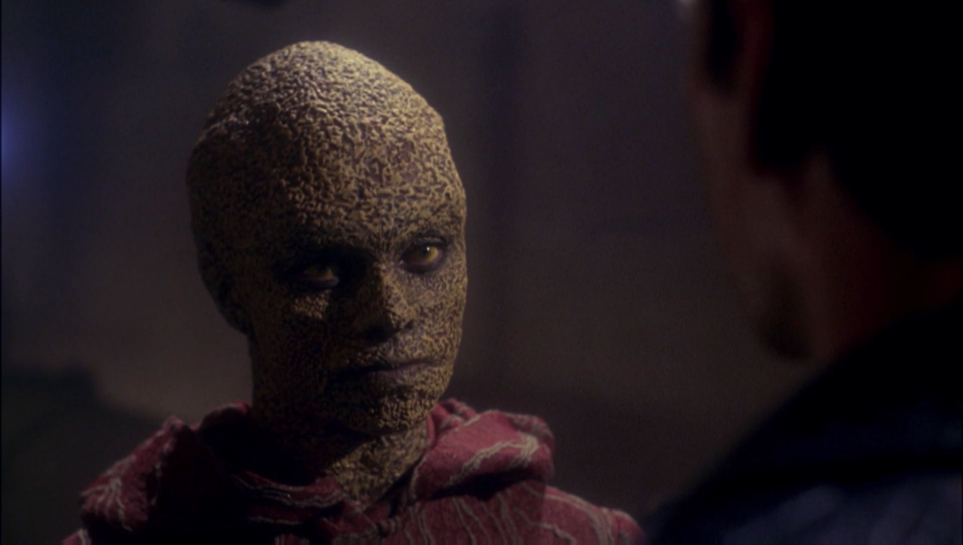 ariane179254_Enterprise_1x01-1x02_BrokenBow_3313.jpg