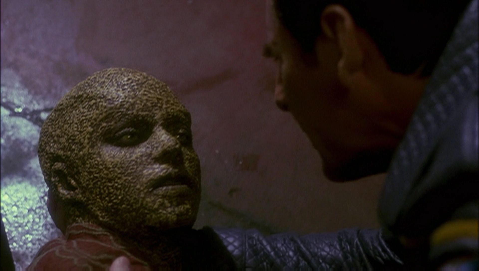 ariane179254_Enterprise_1x01-1x02_BrokenBow_3476.jpg