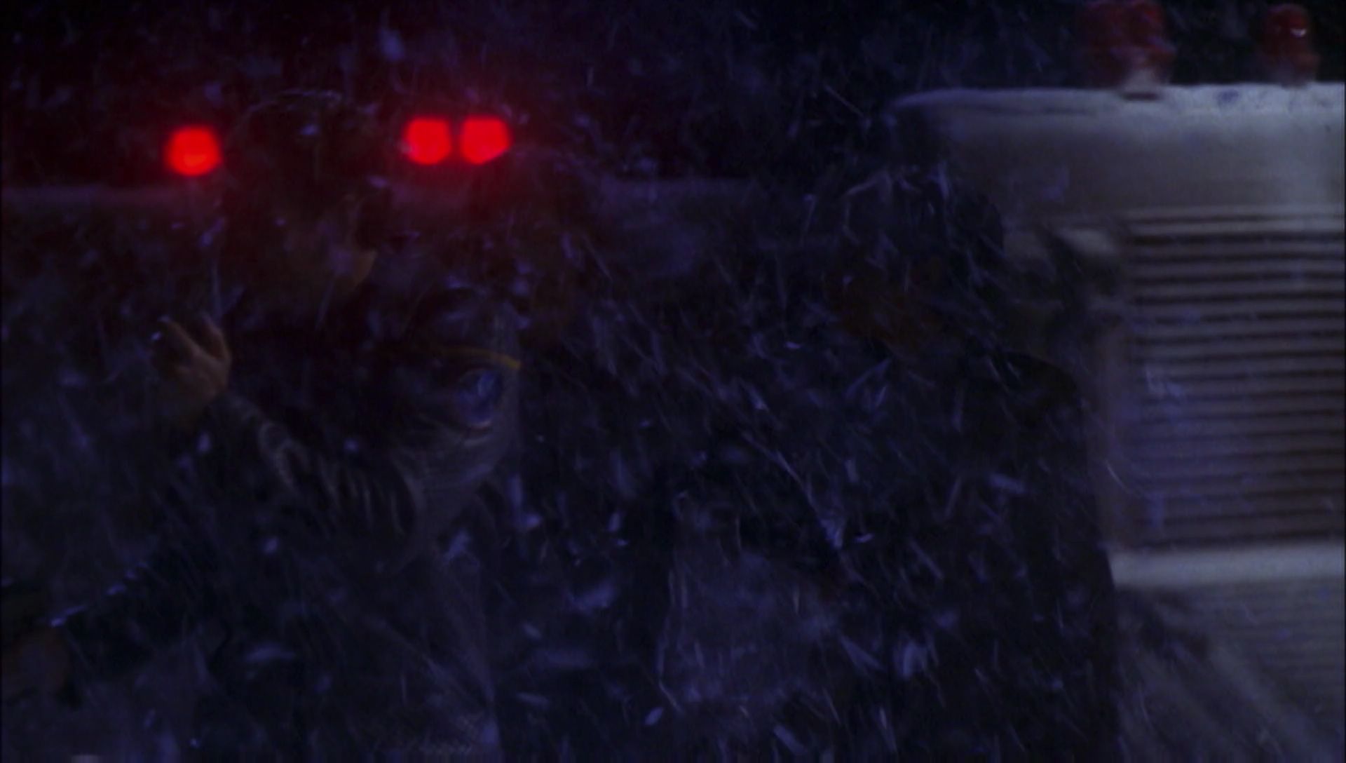 ariane179254_Enterprise_1x01-1x02_BrokenBow_3526.jpg