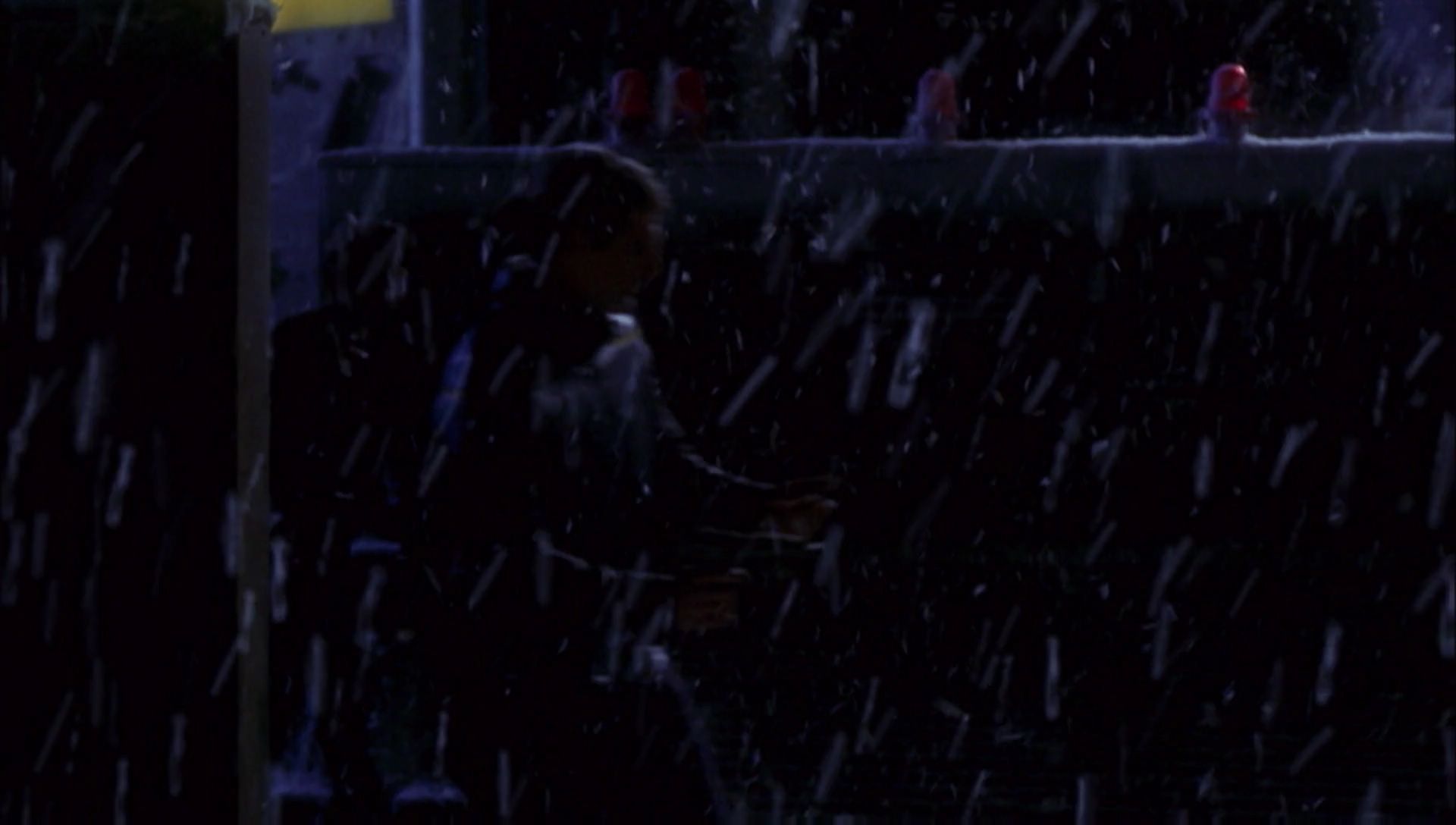 ariane179254_Enterprise_1x01-1x02_BrokenBow_3547.jpg